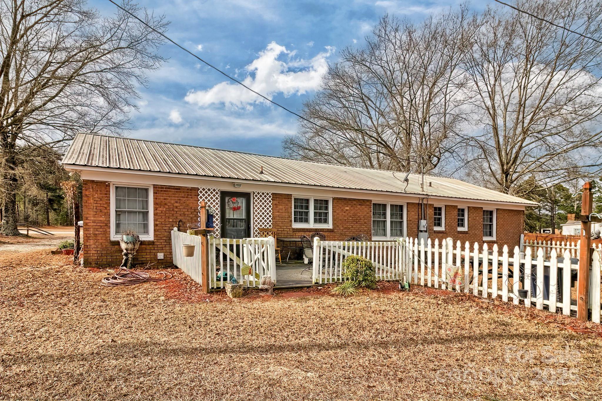 1467 Airport Road Property Photo 40