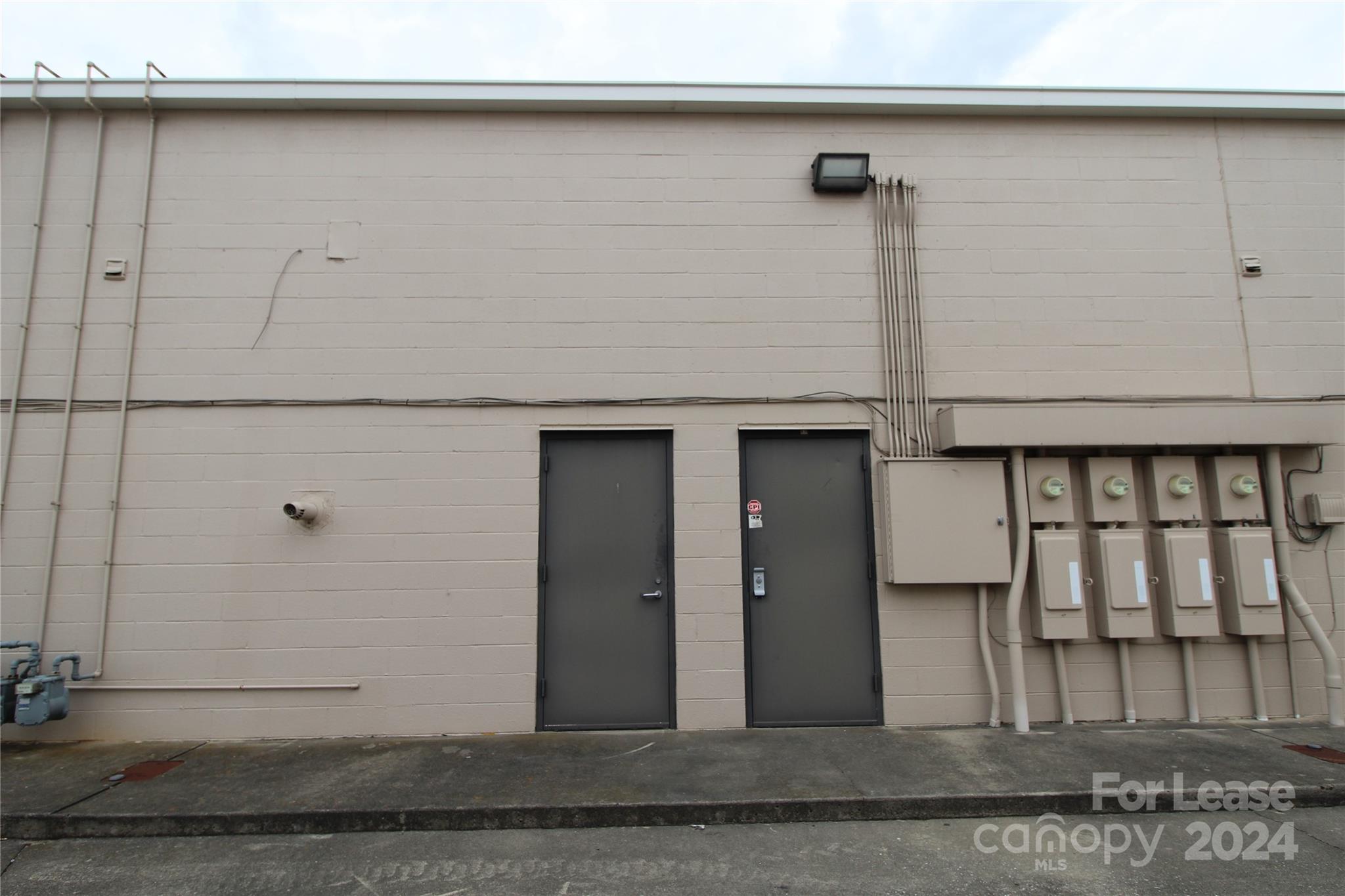 2025 Morganton Boulevard 5 & 6 Property Photo 13