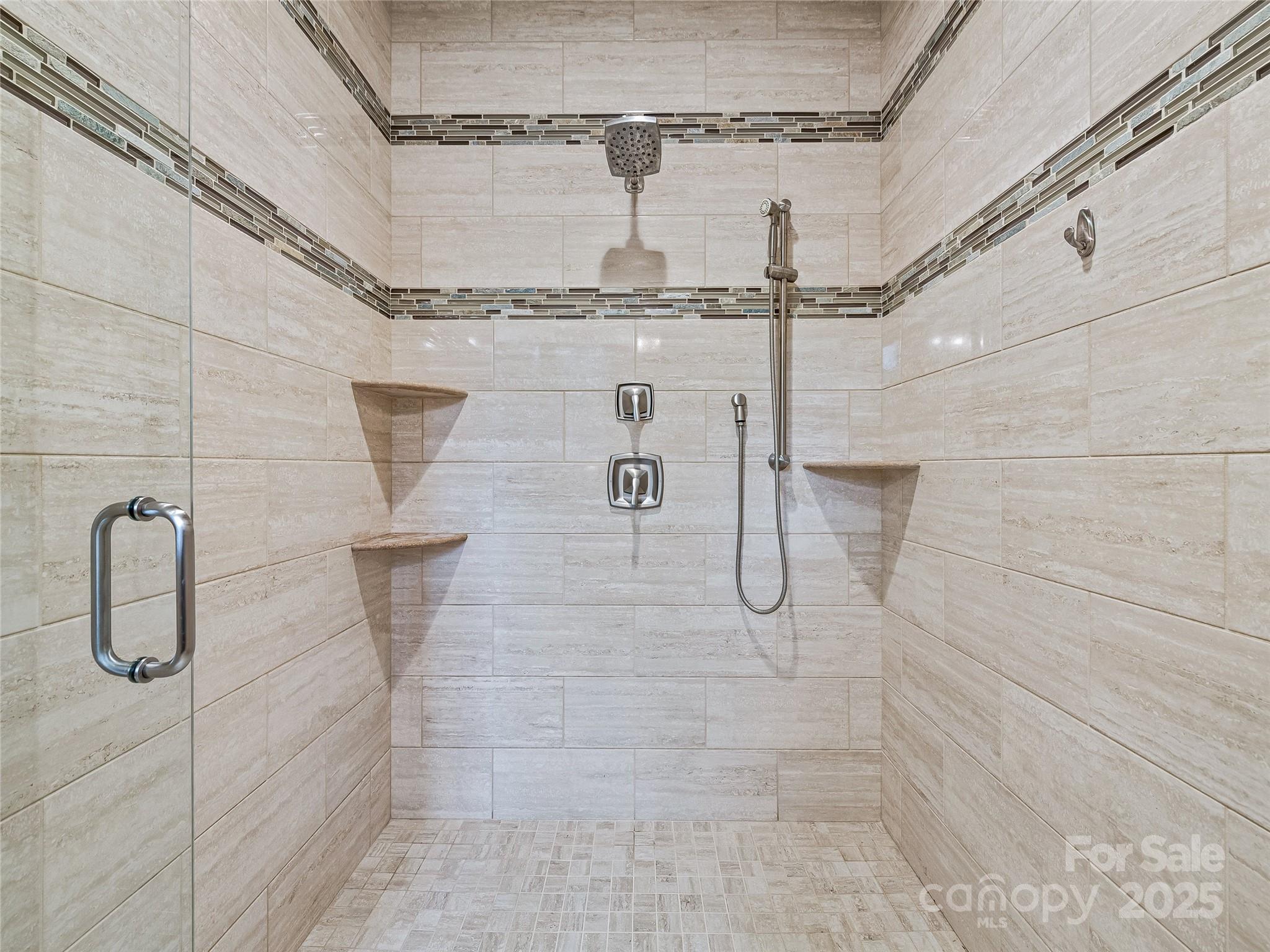 14 Chantilly Drive Property Photo 24