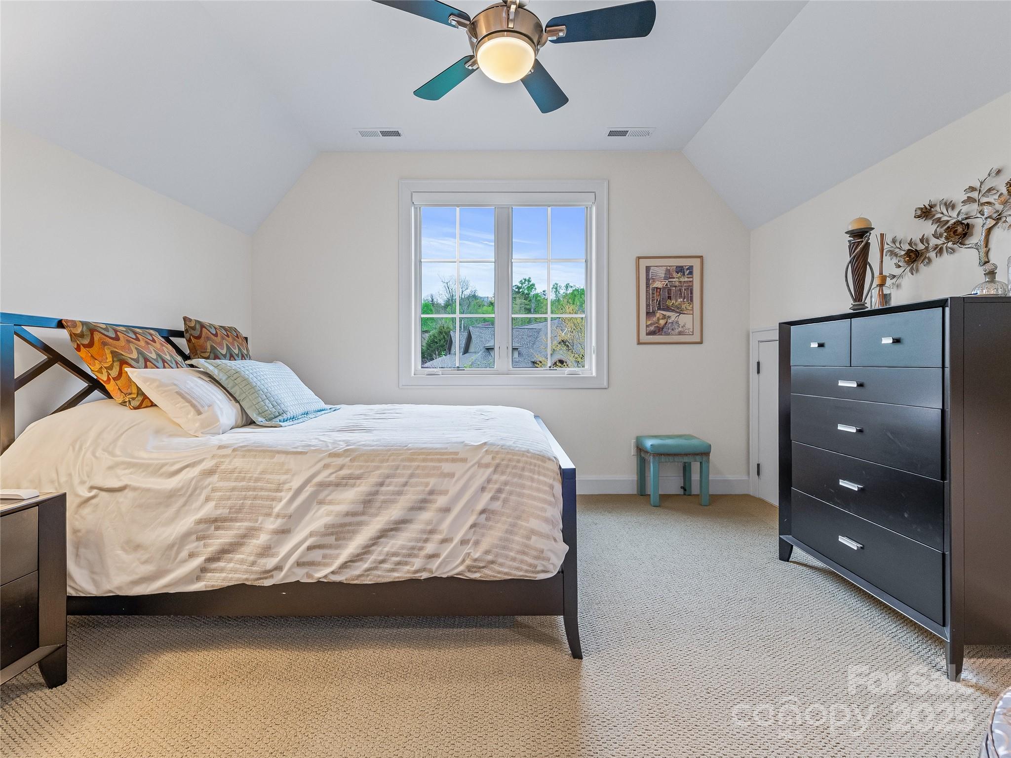 14 Chantilly Drive Property Photo 29