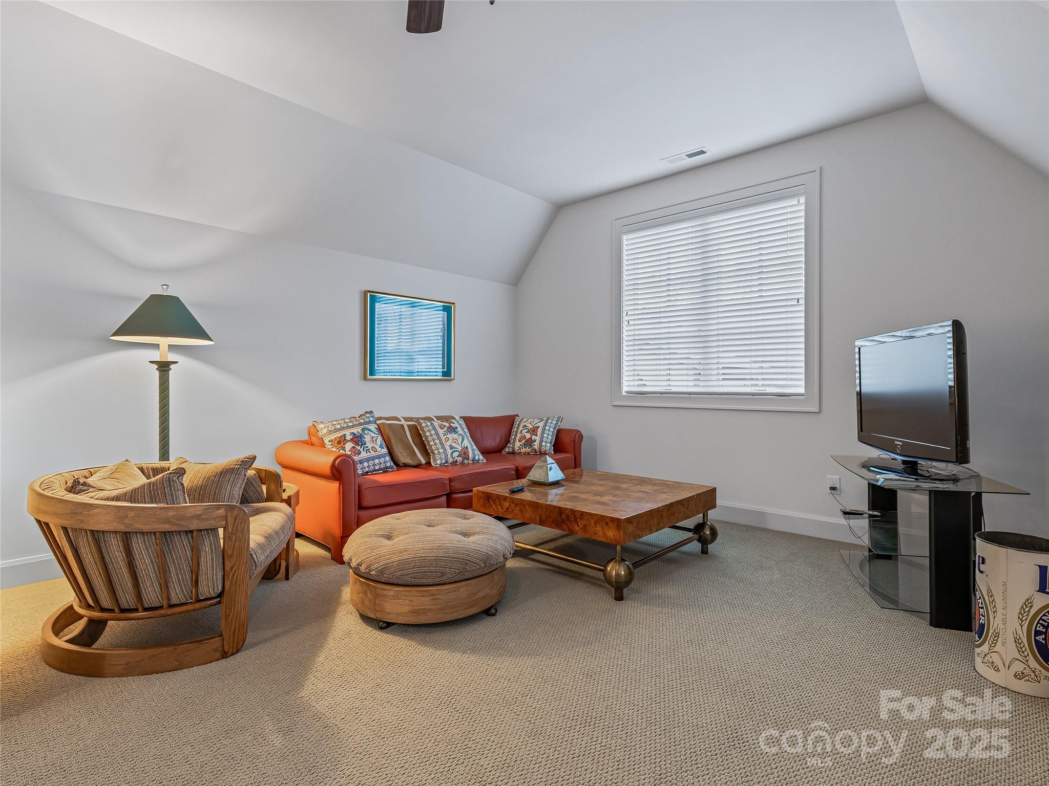 14 Chantilly Drive Property Photo 31