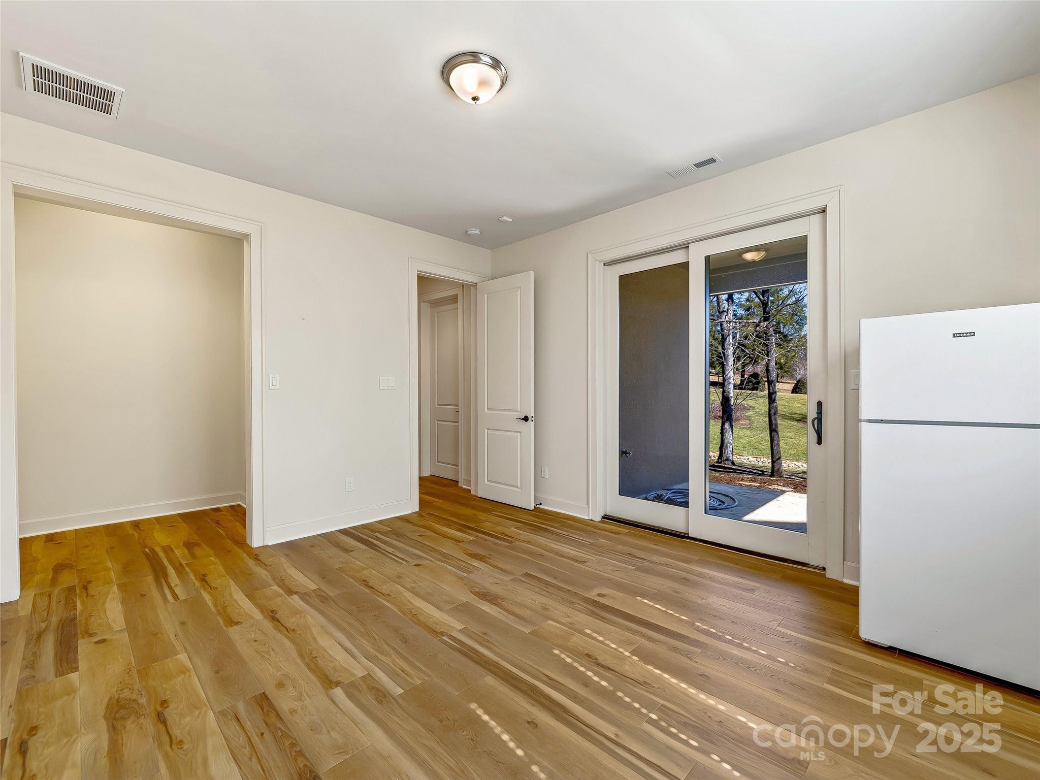 14 Chantilly Drive Property Photo 41