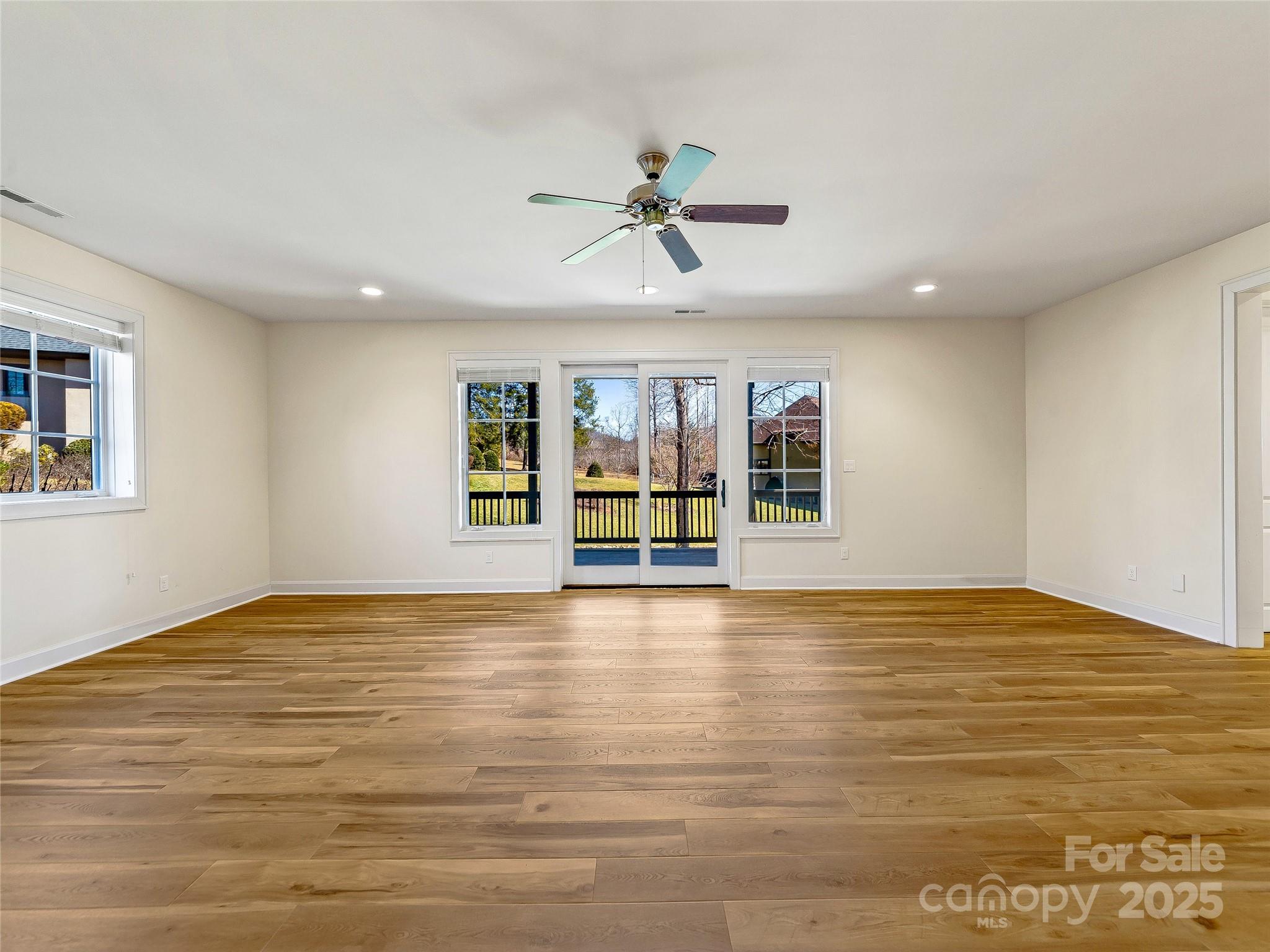 14 Chantilly Drive Property Photo 42