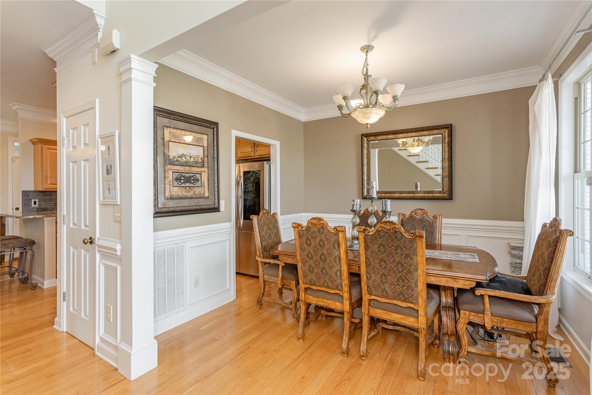 219 Rivercrest Boulevard Property Photo 5