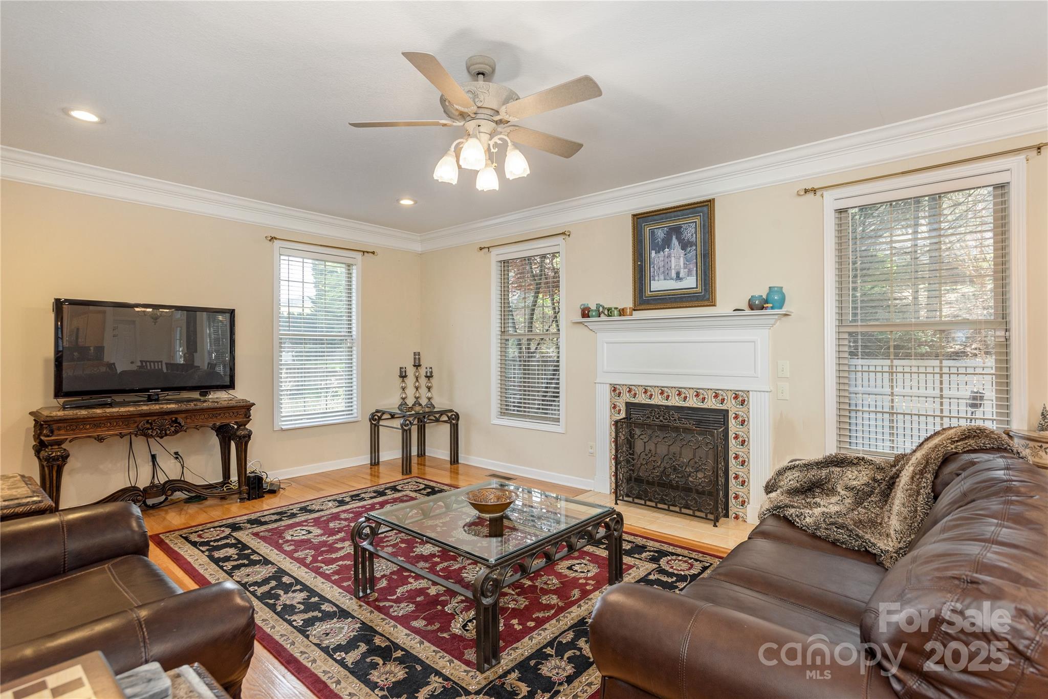 219 Rivercrest Boulevard Property Photo 6