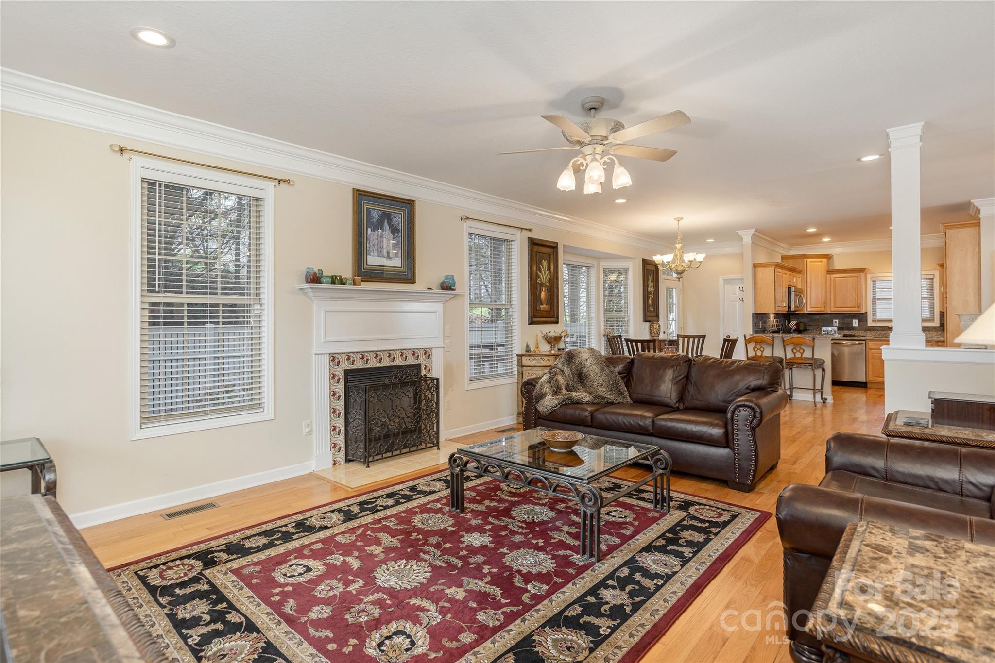 219 Rivercrest Boulevard Property Photo 8