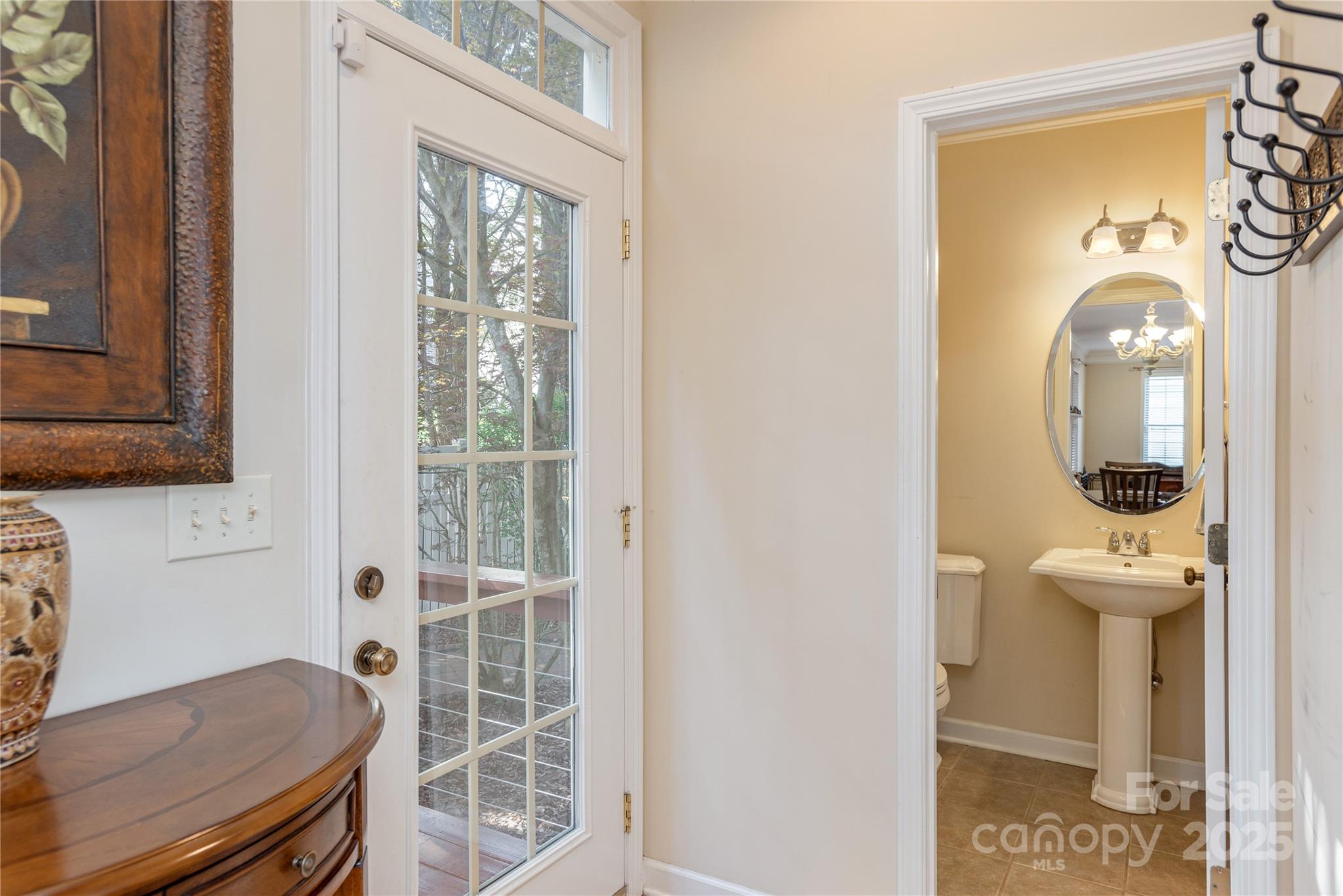 219 Rivercrest Boulevard Property Photo 15