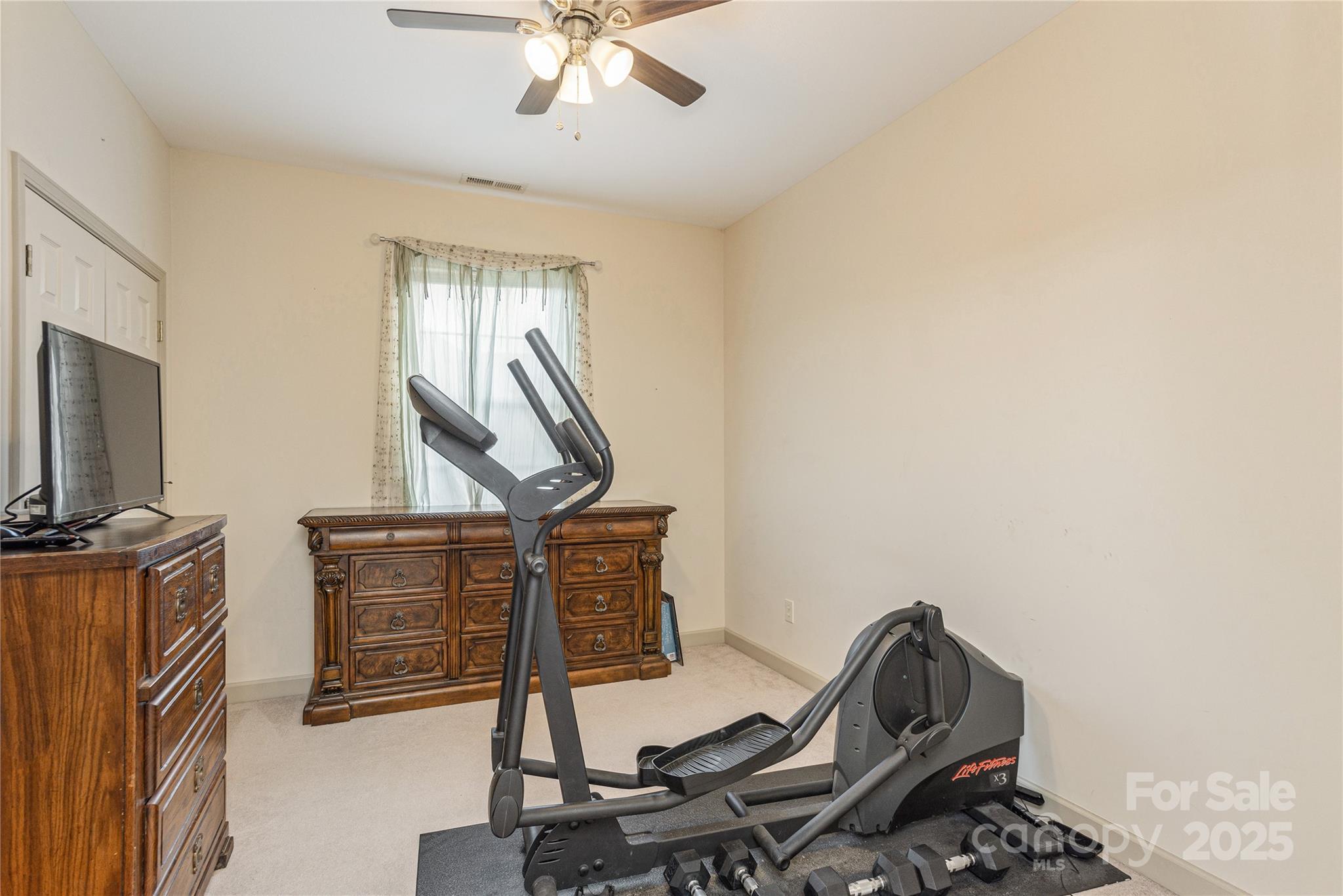 219 Rivercrest Boulevard Property Photo 22