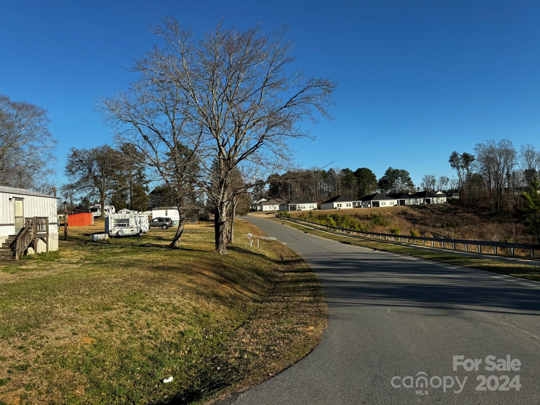 4650, 4654 & 4600 Bright Road Property Photo 8