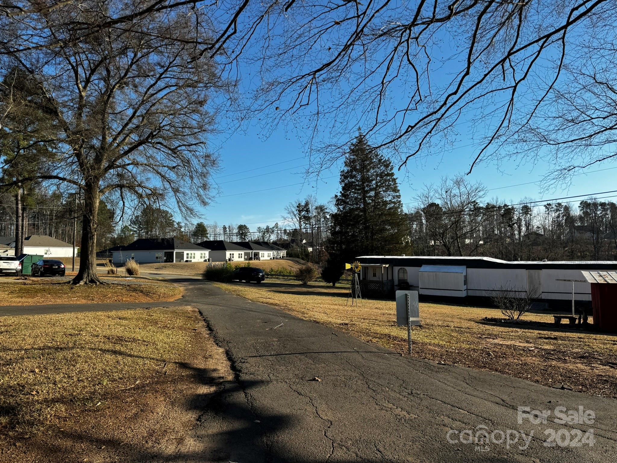 4650, 4654 & 4600 Bright Road Property Photo 12