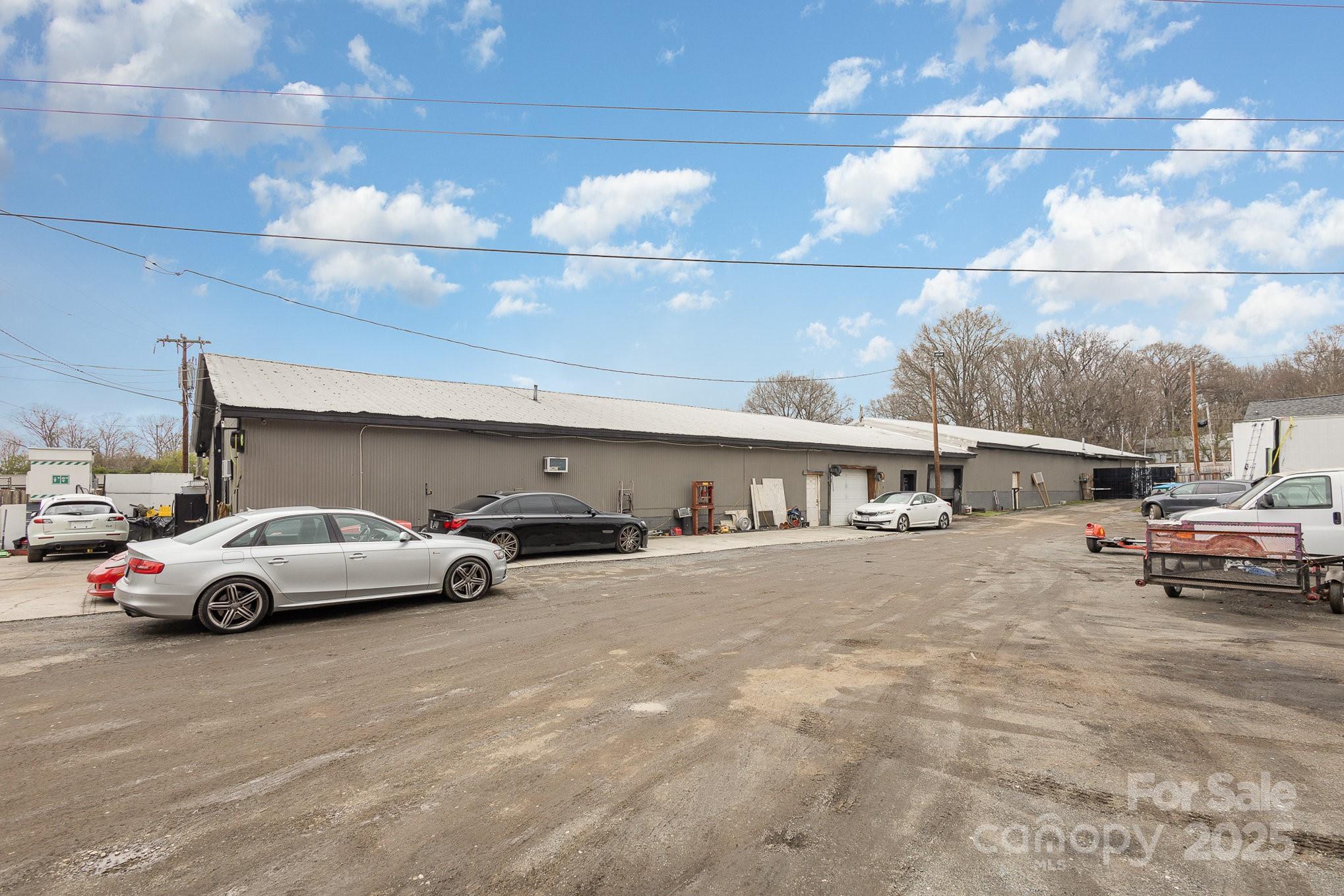 528 Charles Street Property Photo 6