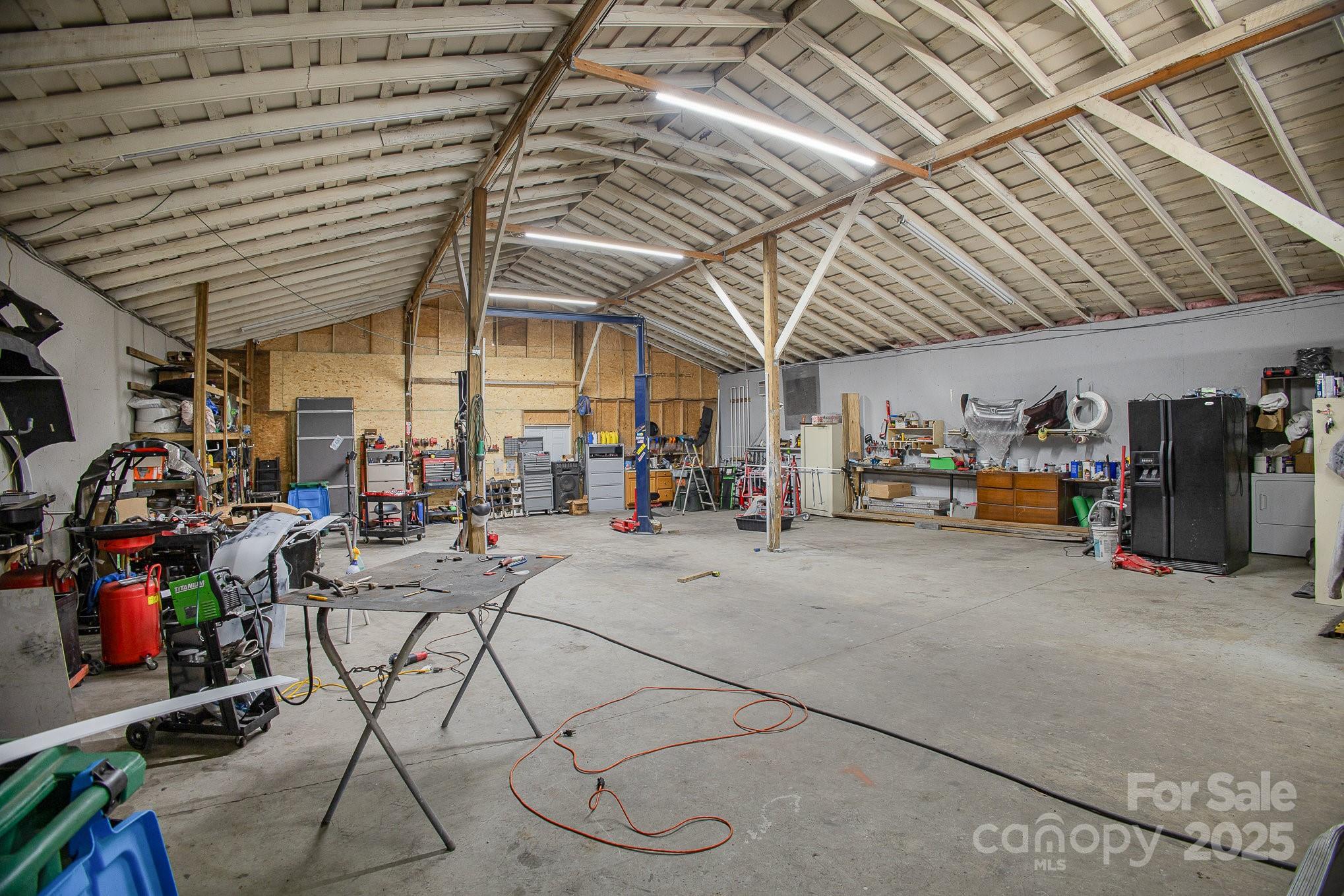 528 Charles Street Property Photo 8