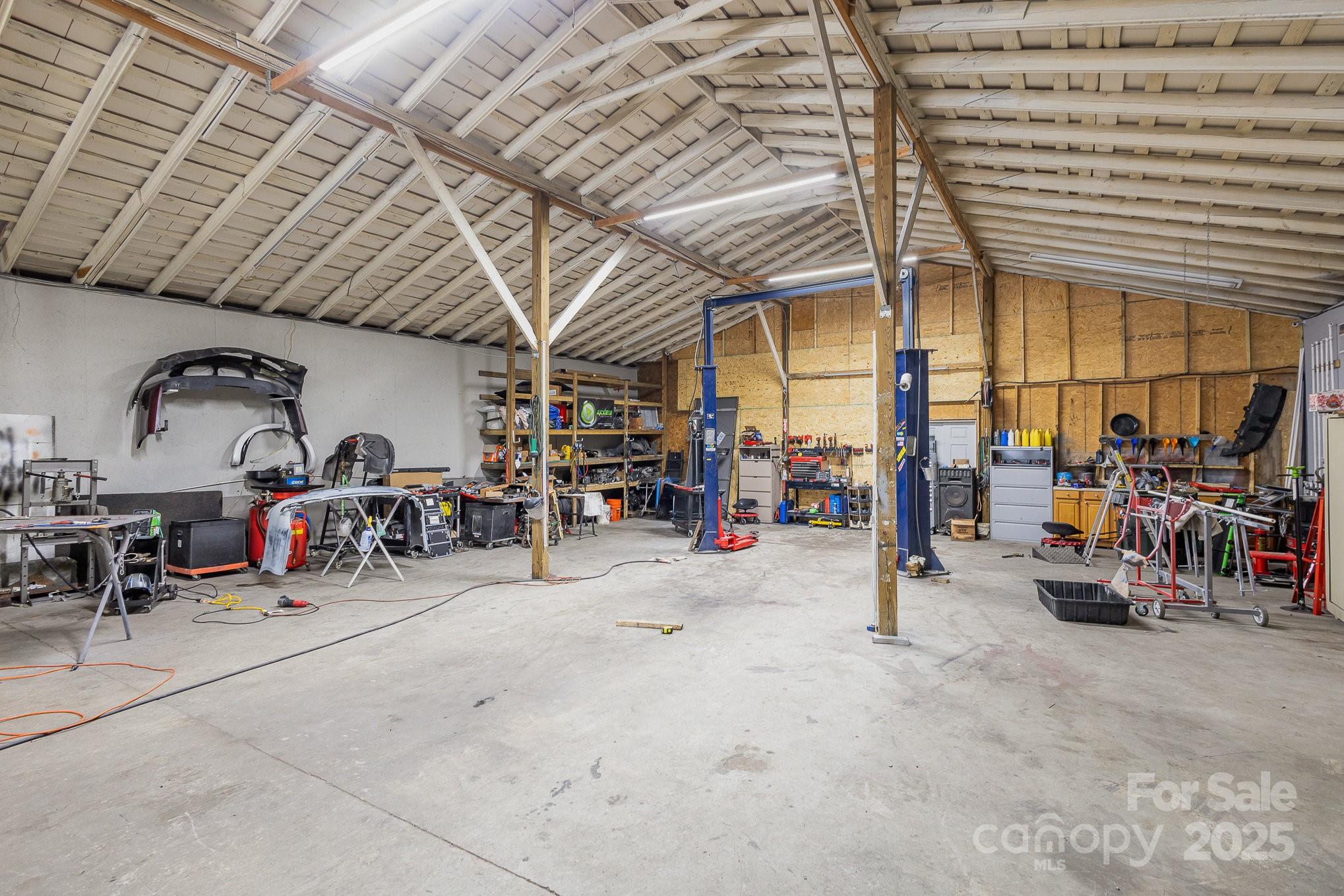 528 Charles Street Property Photo 12