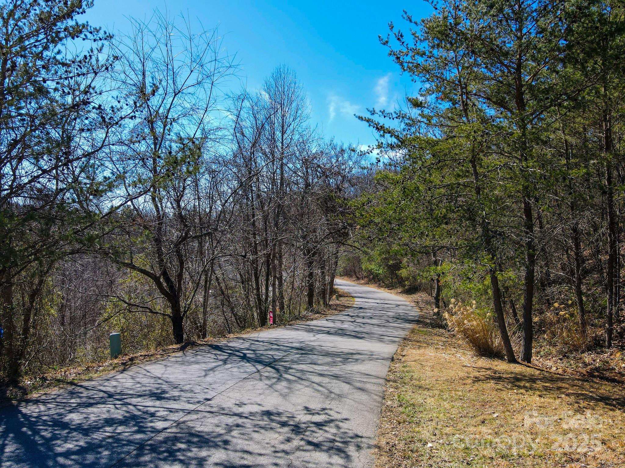 28 Wind Stone Drive Property Photo 6