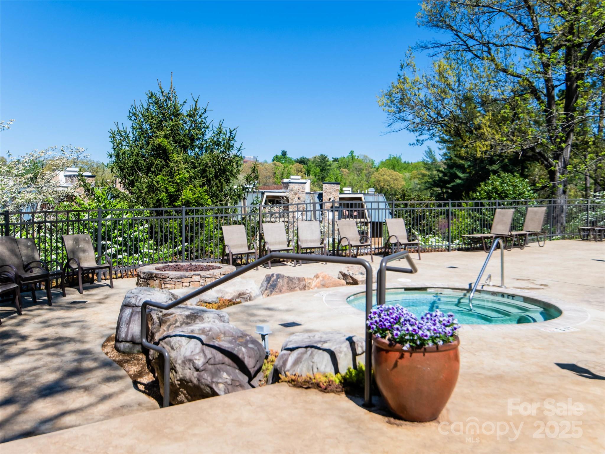 118 Bowling Park Road Property Photo