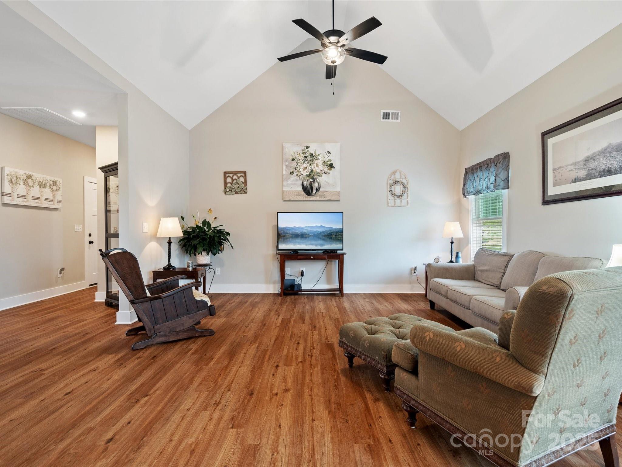 2165 Smith Road 9 Property Photo 14