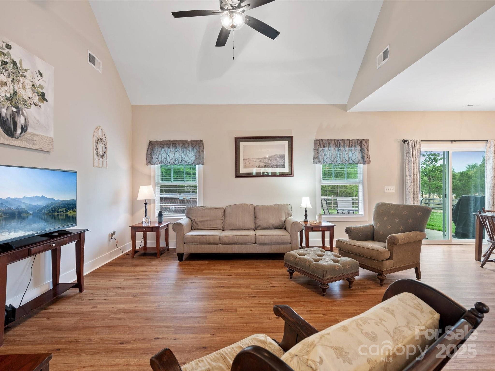 2165 Smith Road 9 Property Photo 15