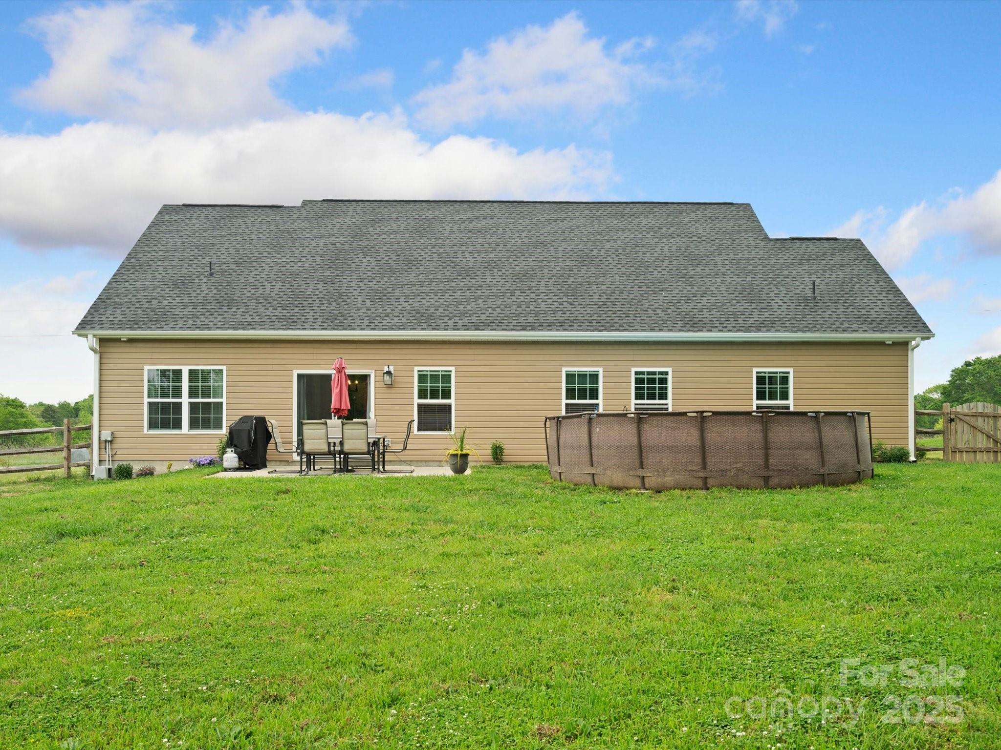 2165 Smith Road 9 Property Photo 28