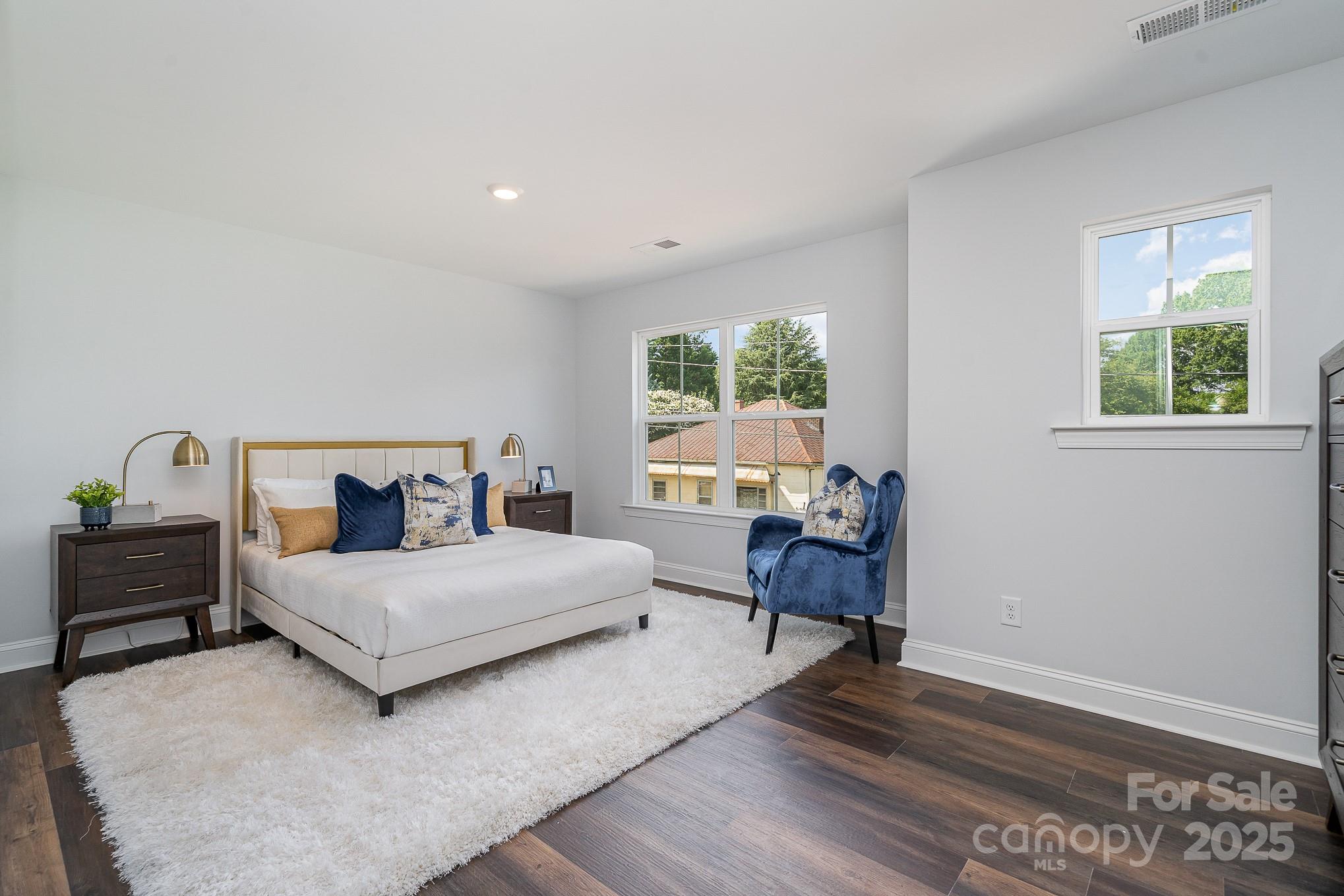108 1st Street Property Photo 23