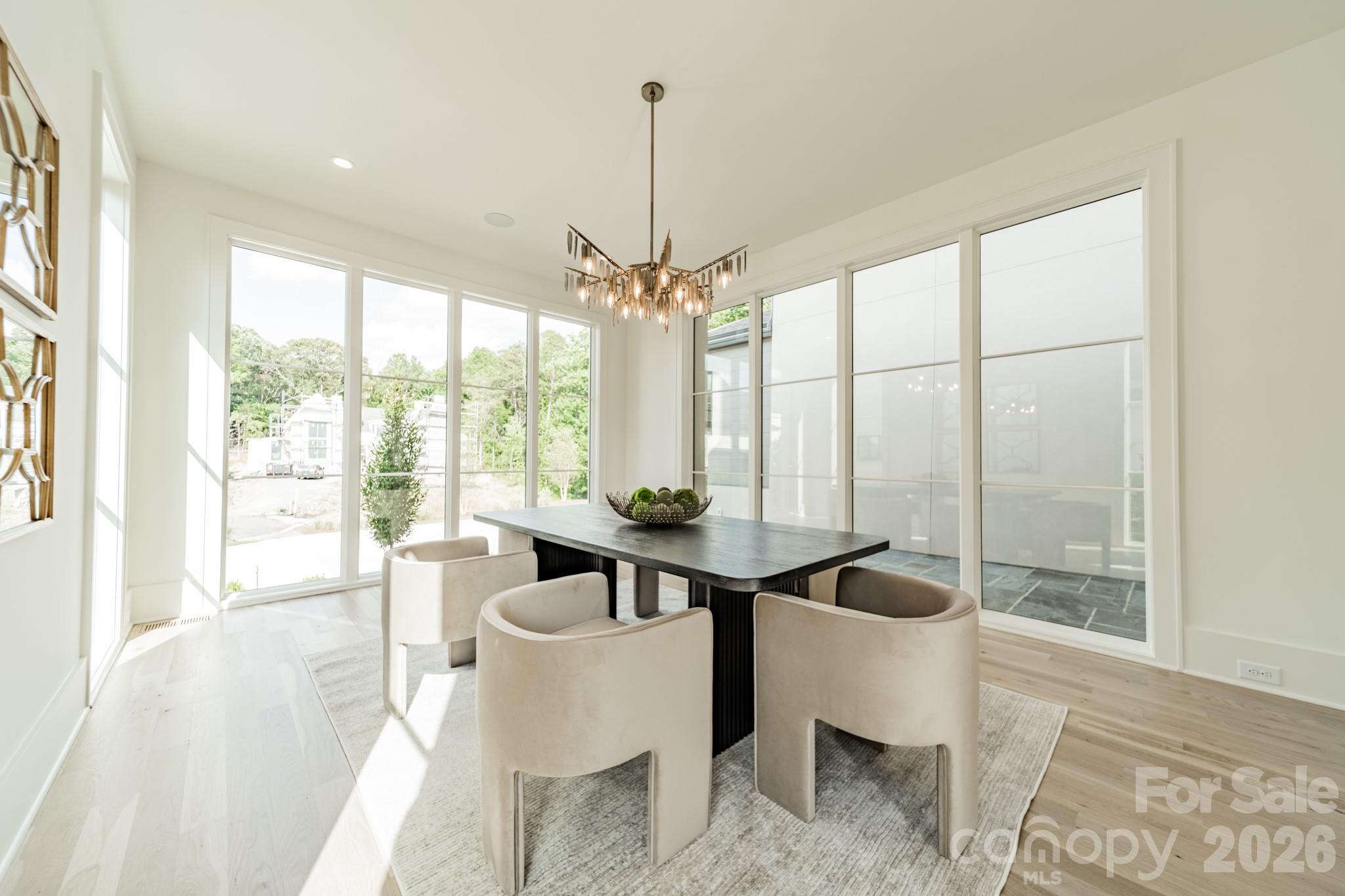 8022 Litaker Manor Court Property Photo 8