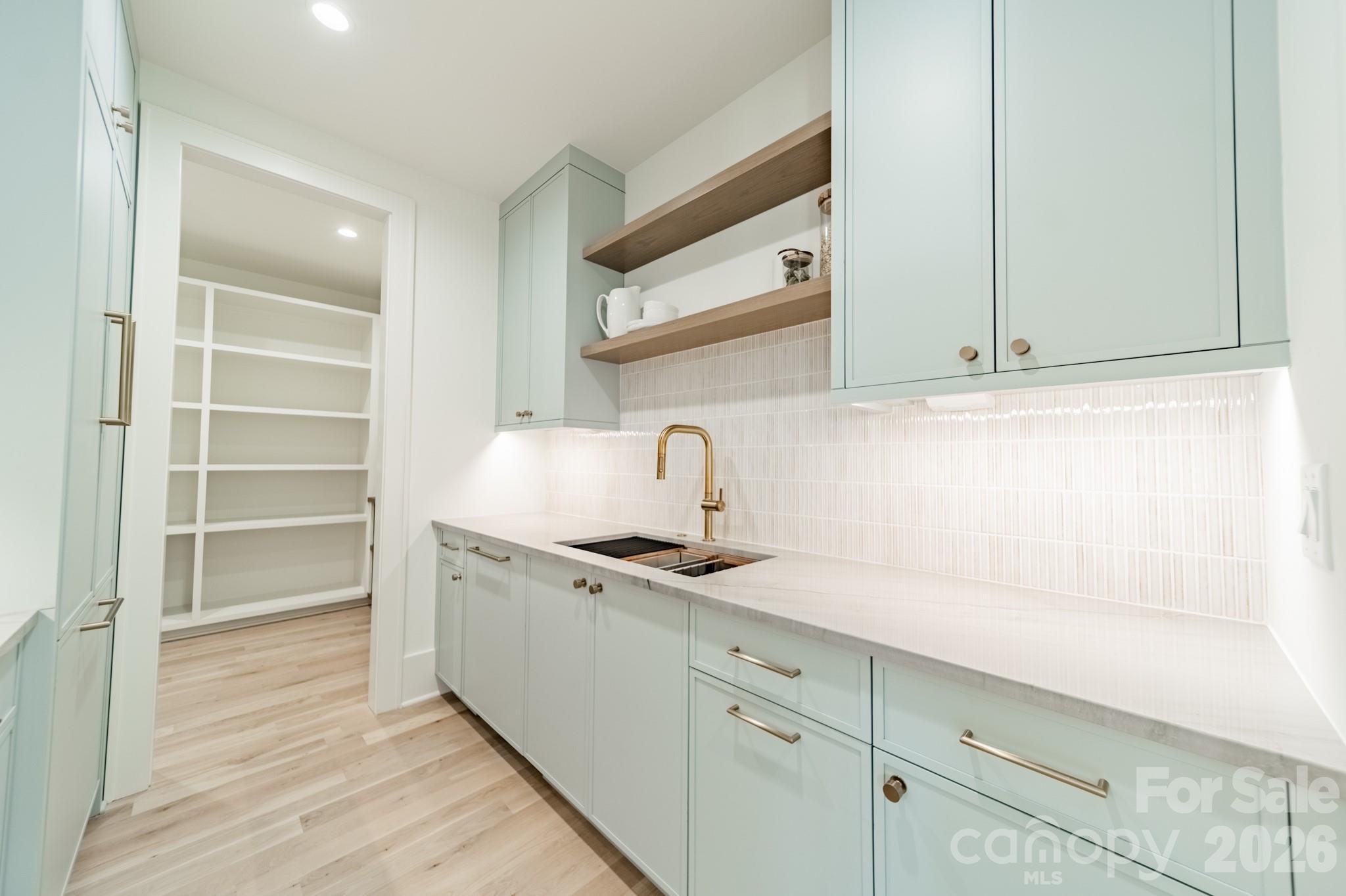 8022 Litaker Manor Court Property Photo 18