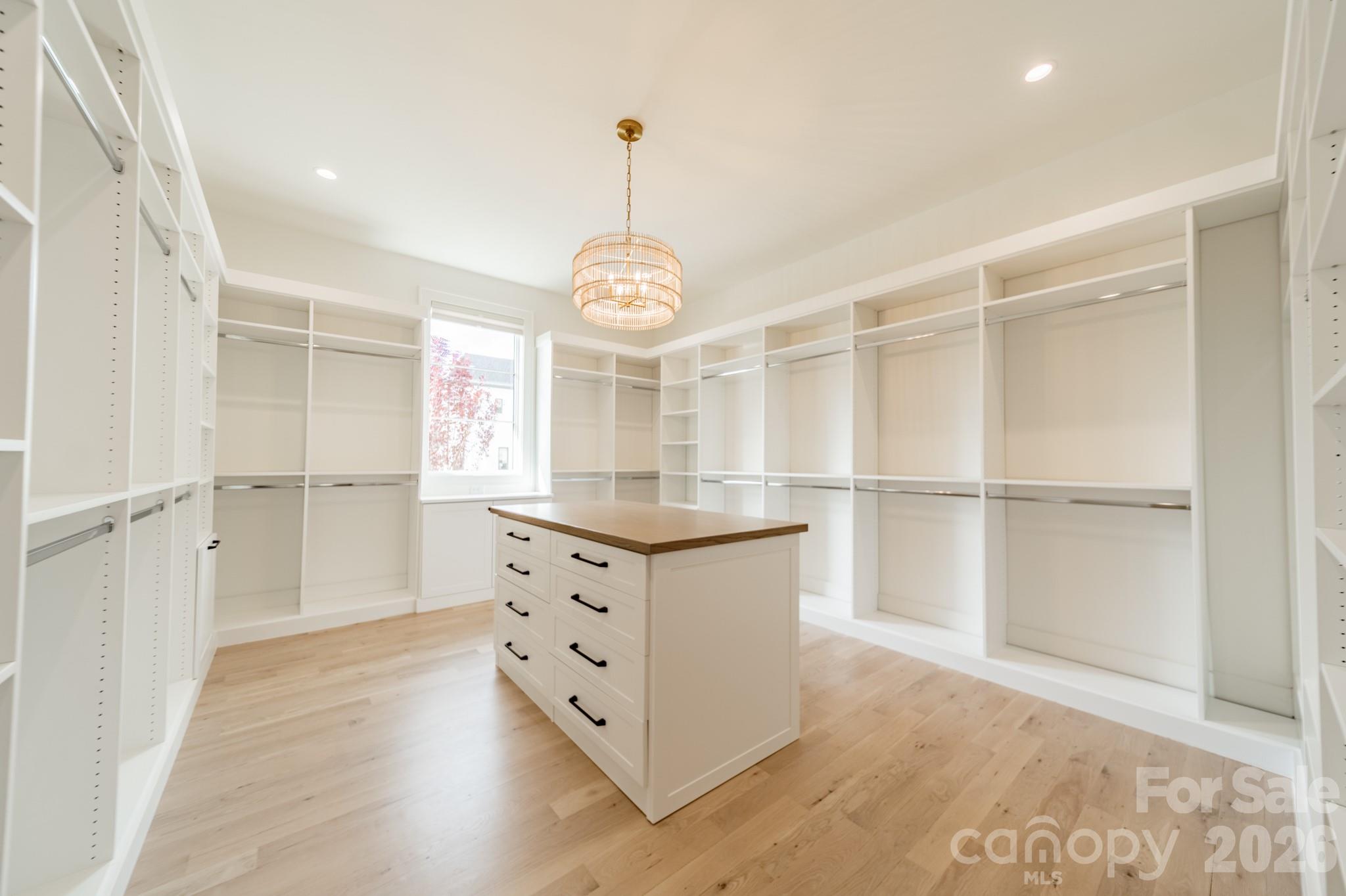 8022 Litaker Manor Court Property Photo 29
