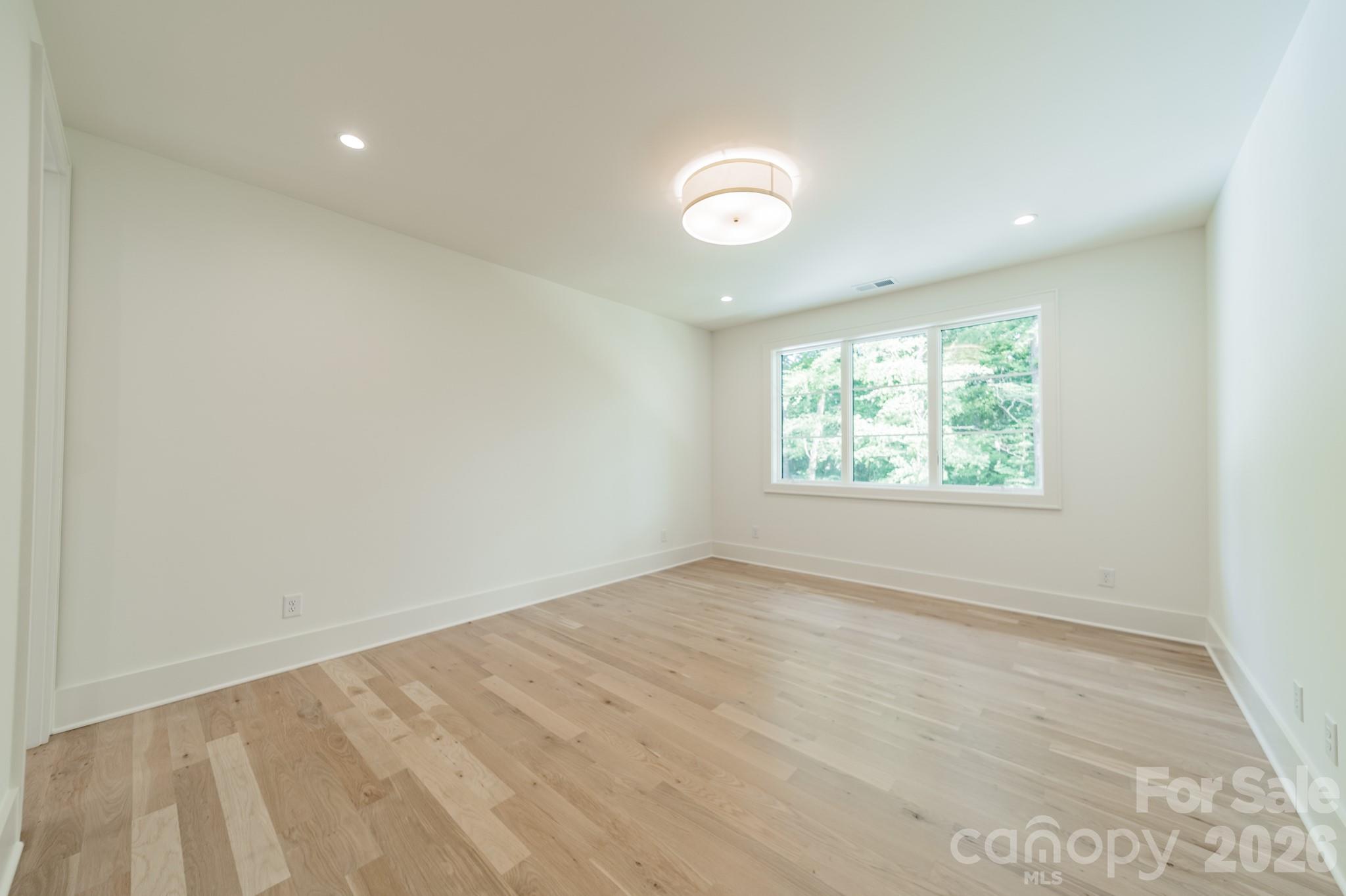 8022 Litaker Manor Court Property Photo 39