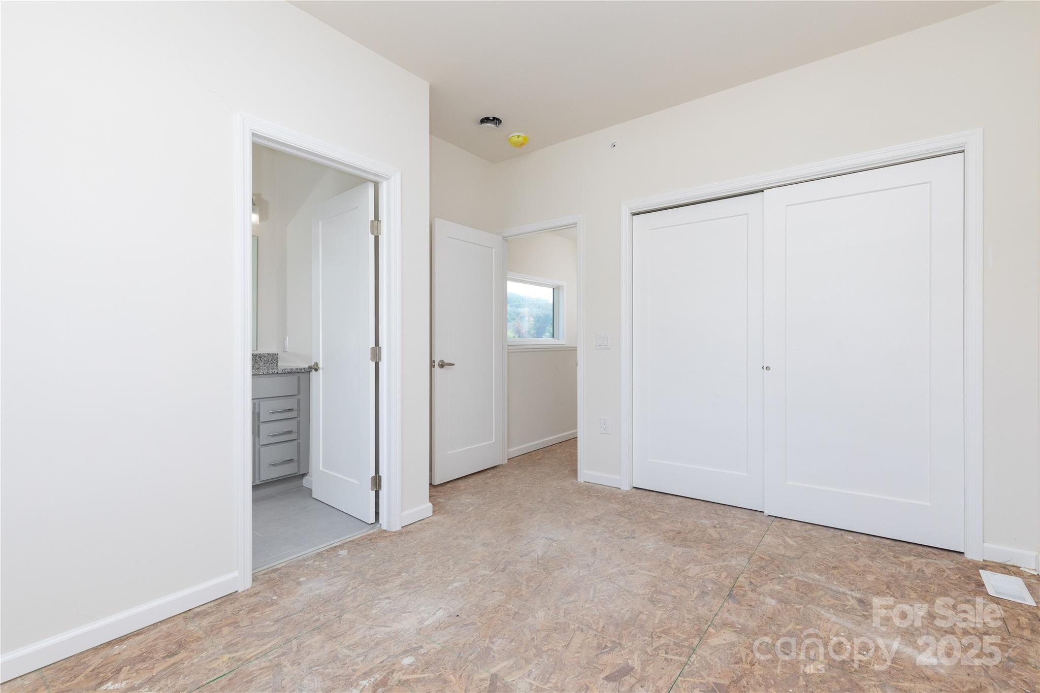 3 Lee Garden Lane 105 Property Photo 12