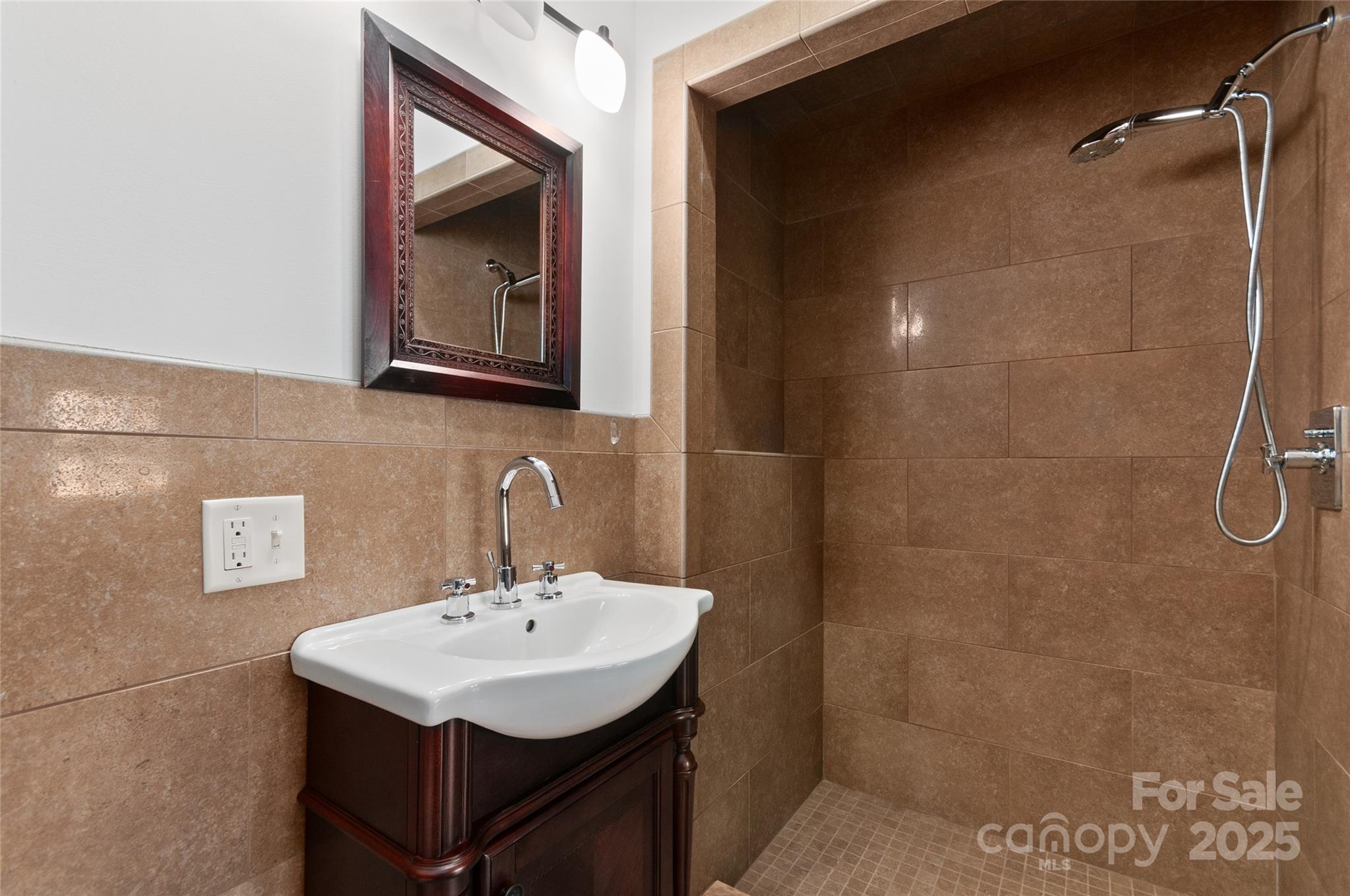 30 Cedarcliff Road Property Photo 13
