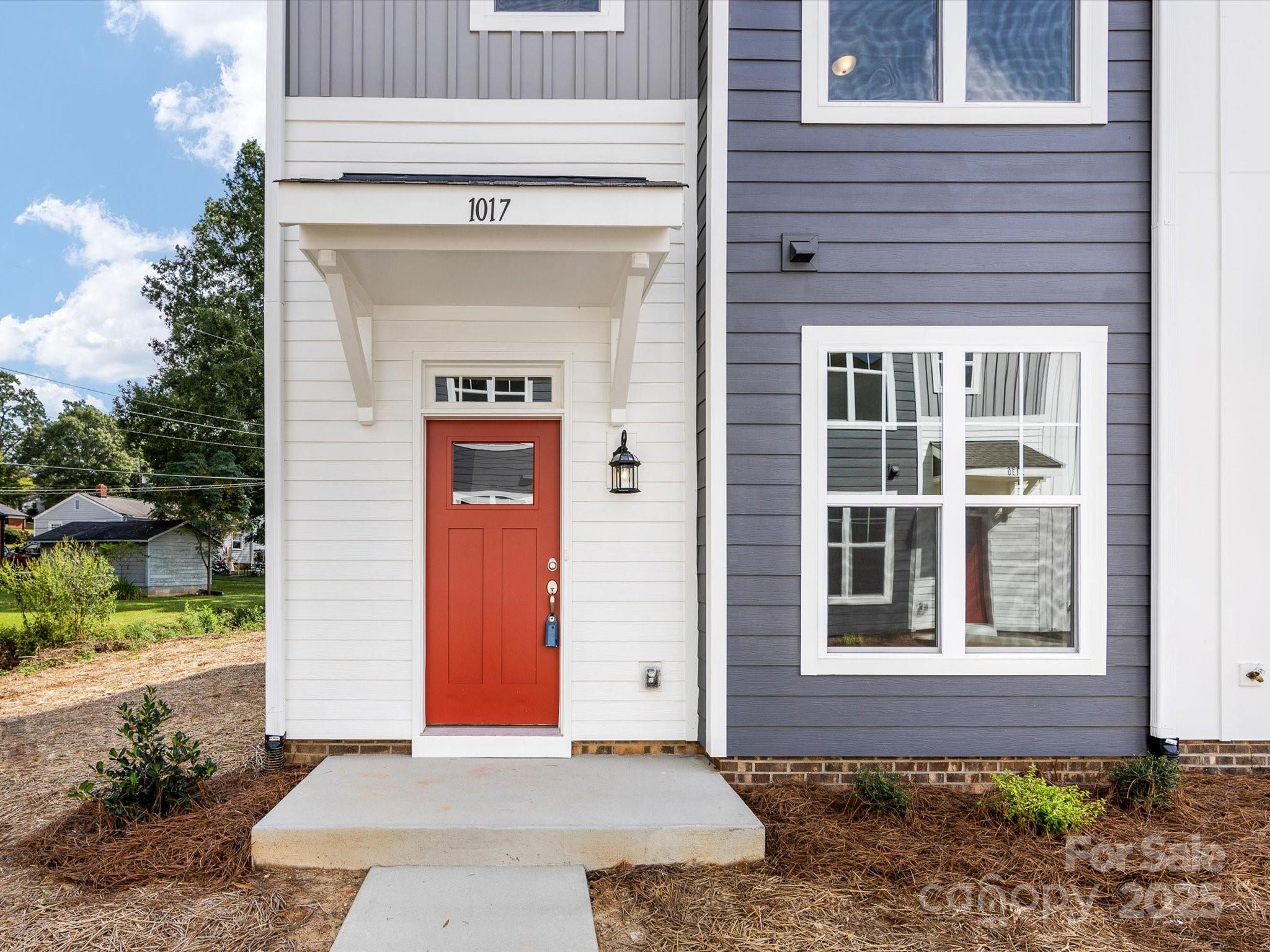 2137 Acclaim Street Property Photo 2
