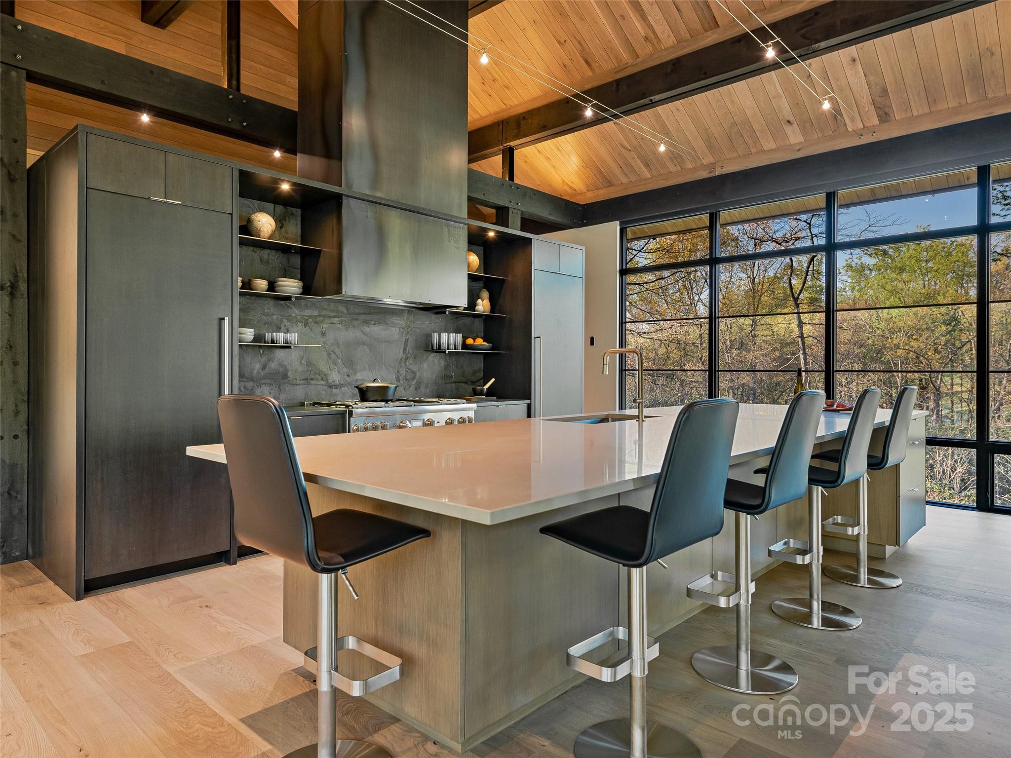 374 Walnut Valley Parkway Property Photo 10