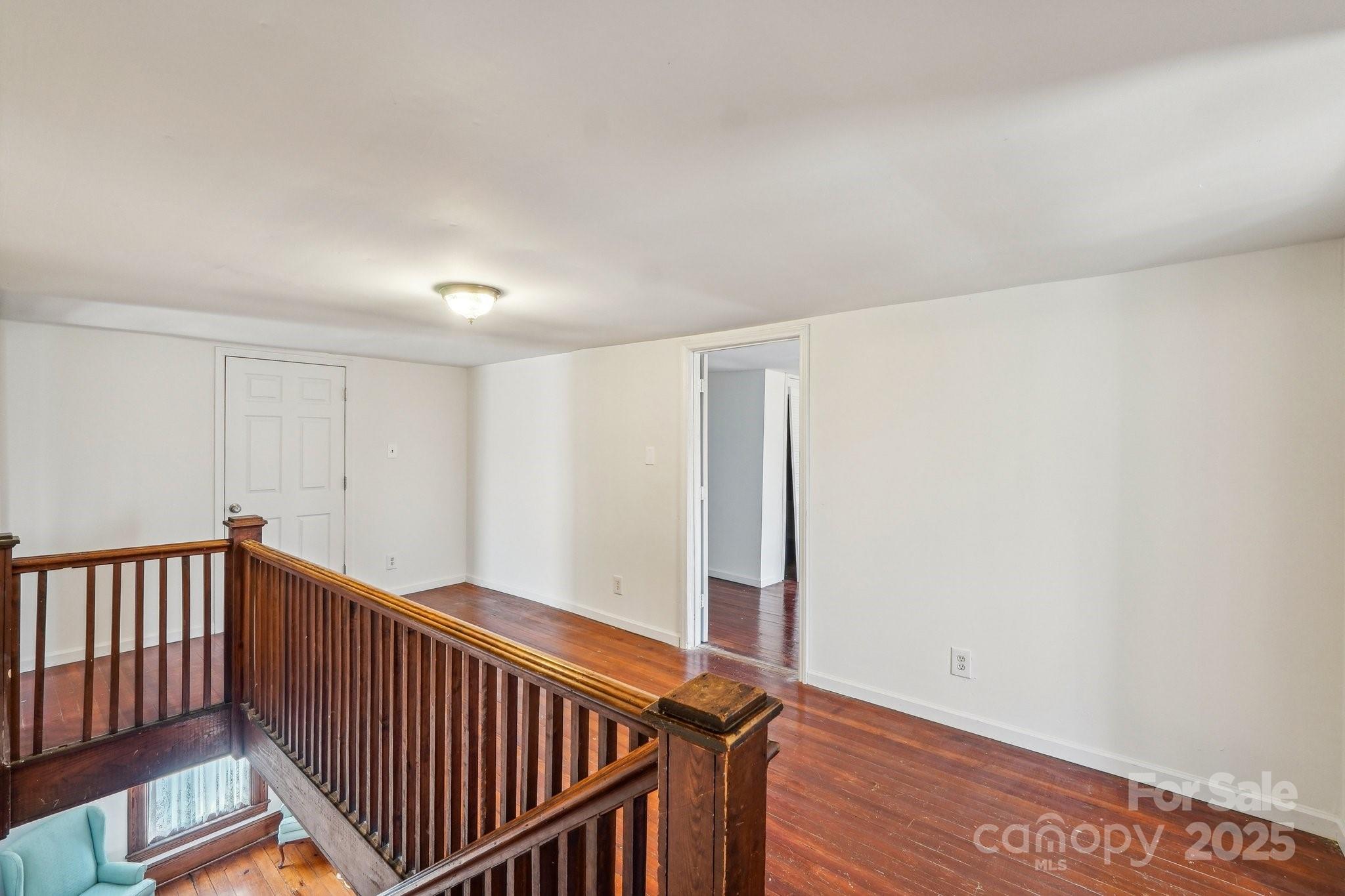 404 W Kerr Street Property Photo 35