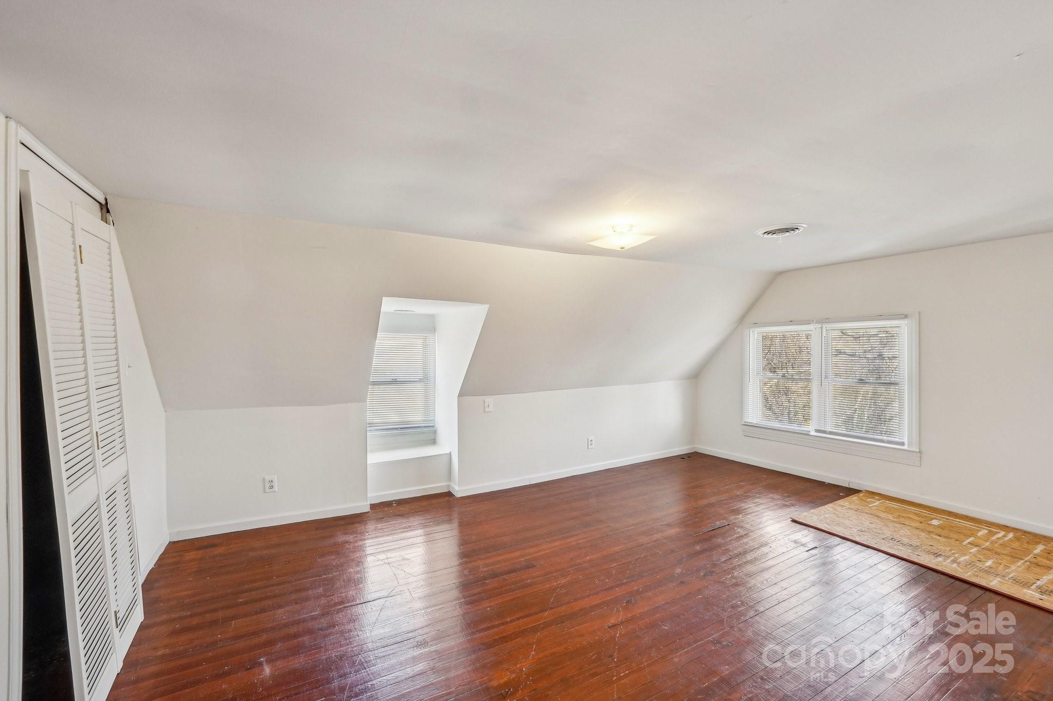 404 W Kerr Street Property Photo 40