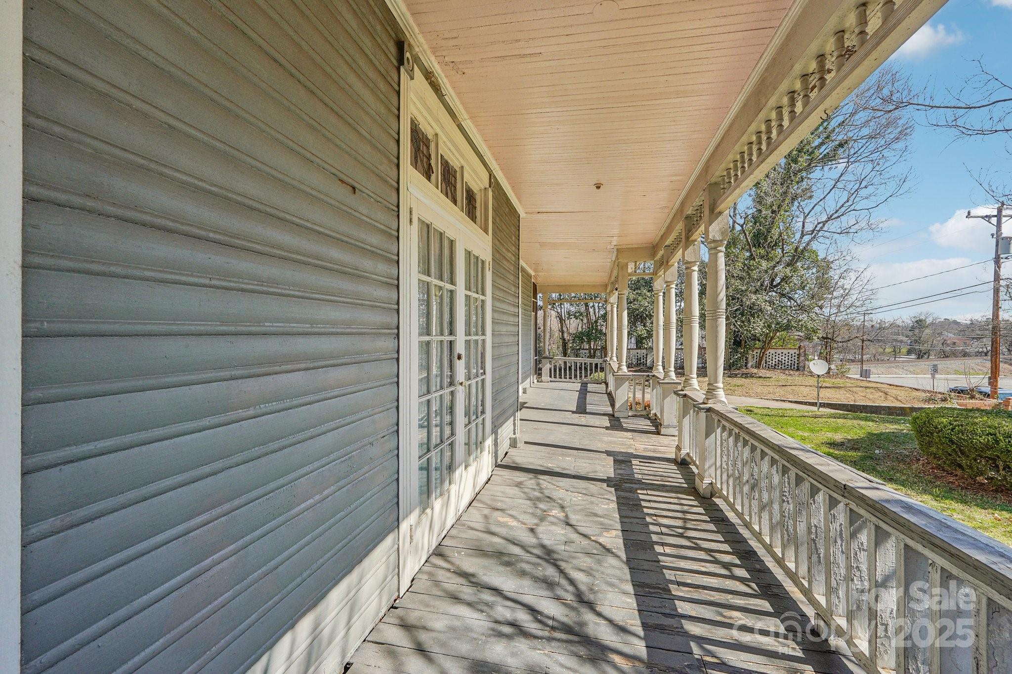 404 W Kerr Street Property Photo 45