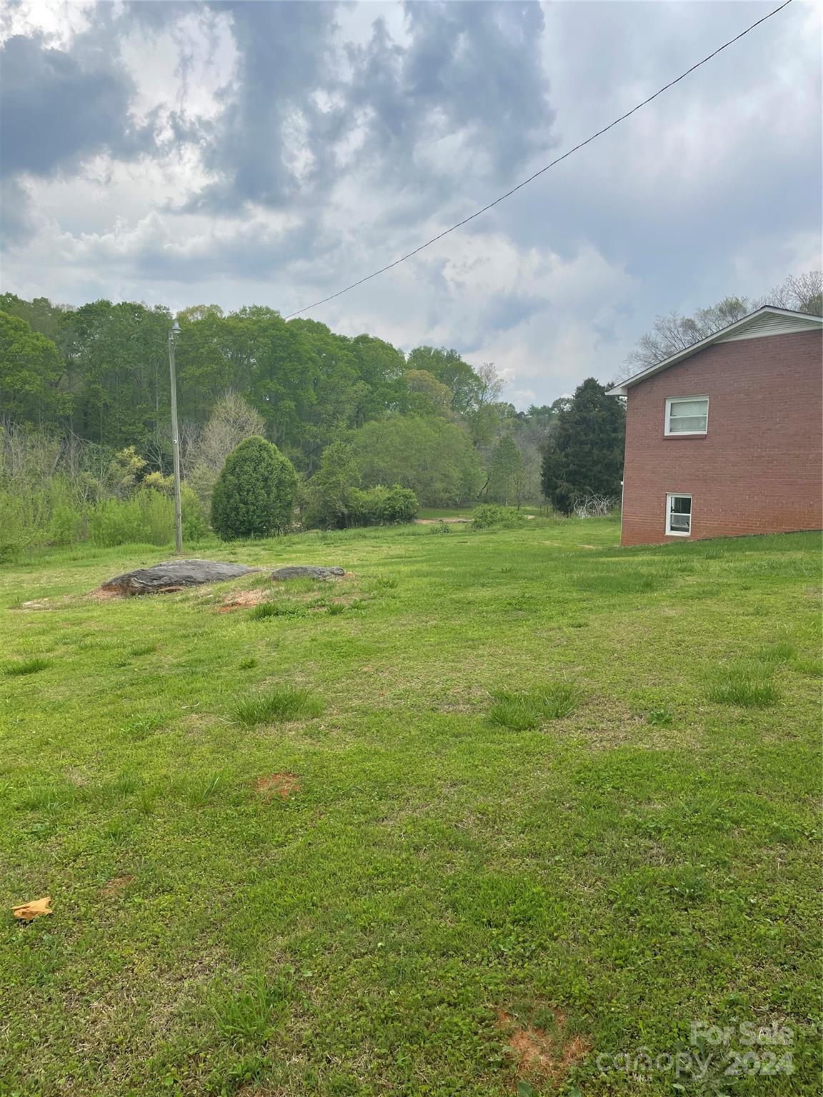 1983 Nw Seagletown Road Property Photo 3