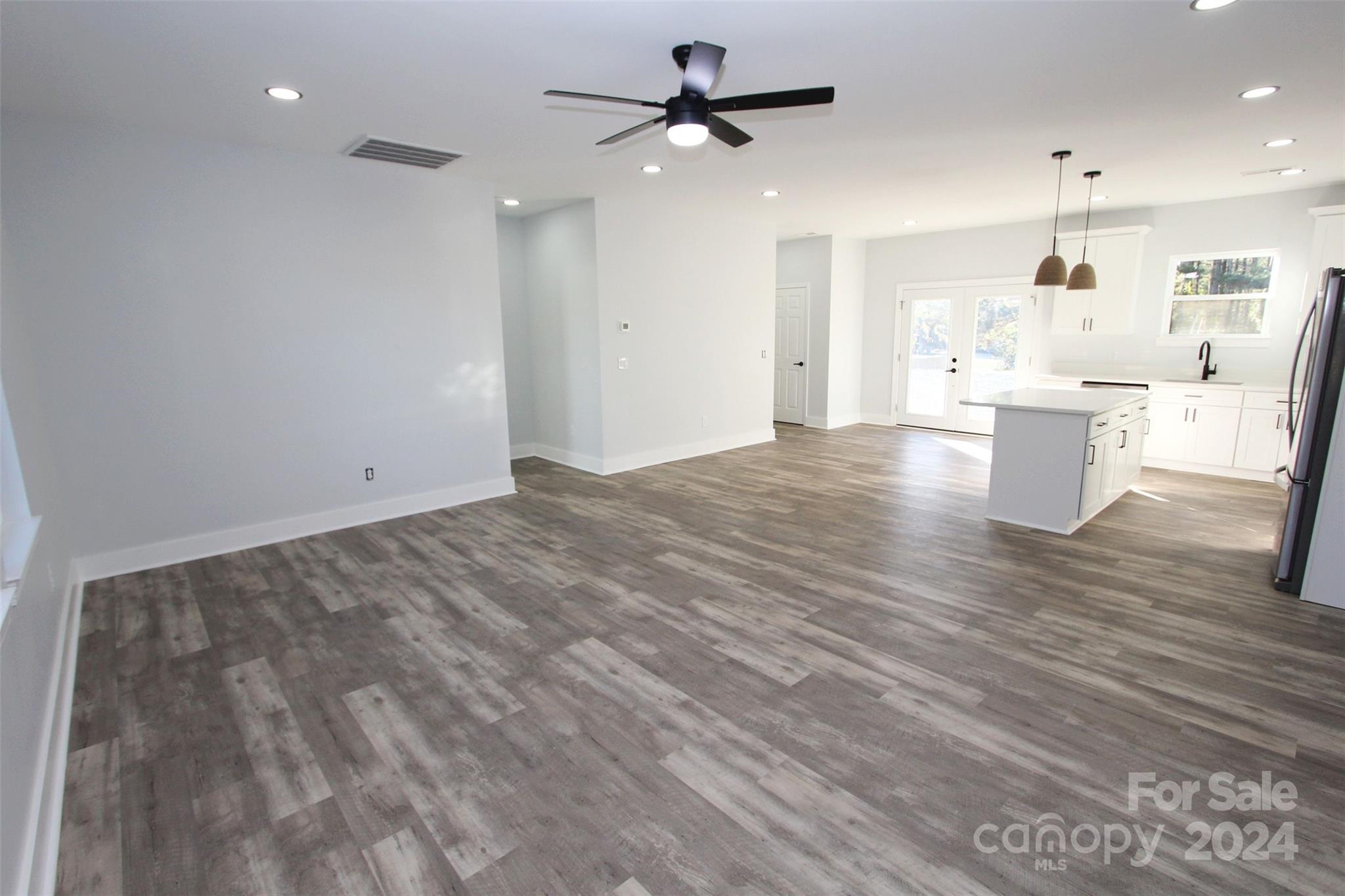 9605 Hwy 52 None 4 Property Photo 10