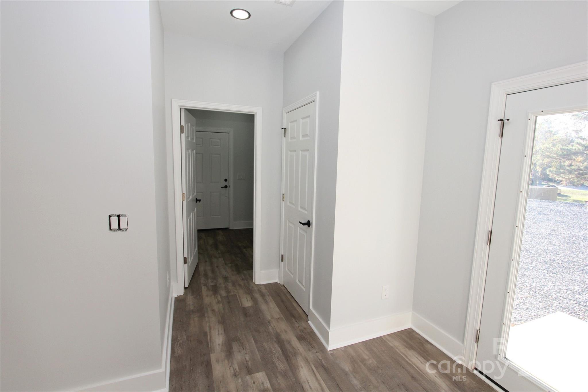 9605 Hwy 52 None 4 Property Photo 15