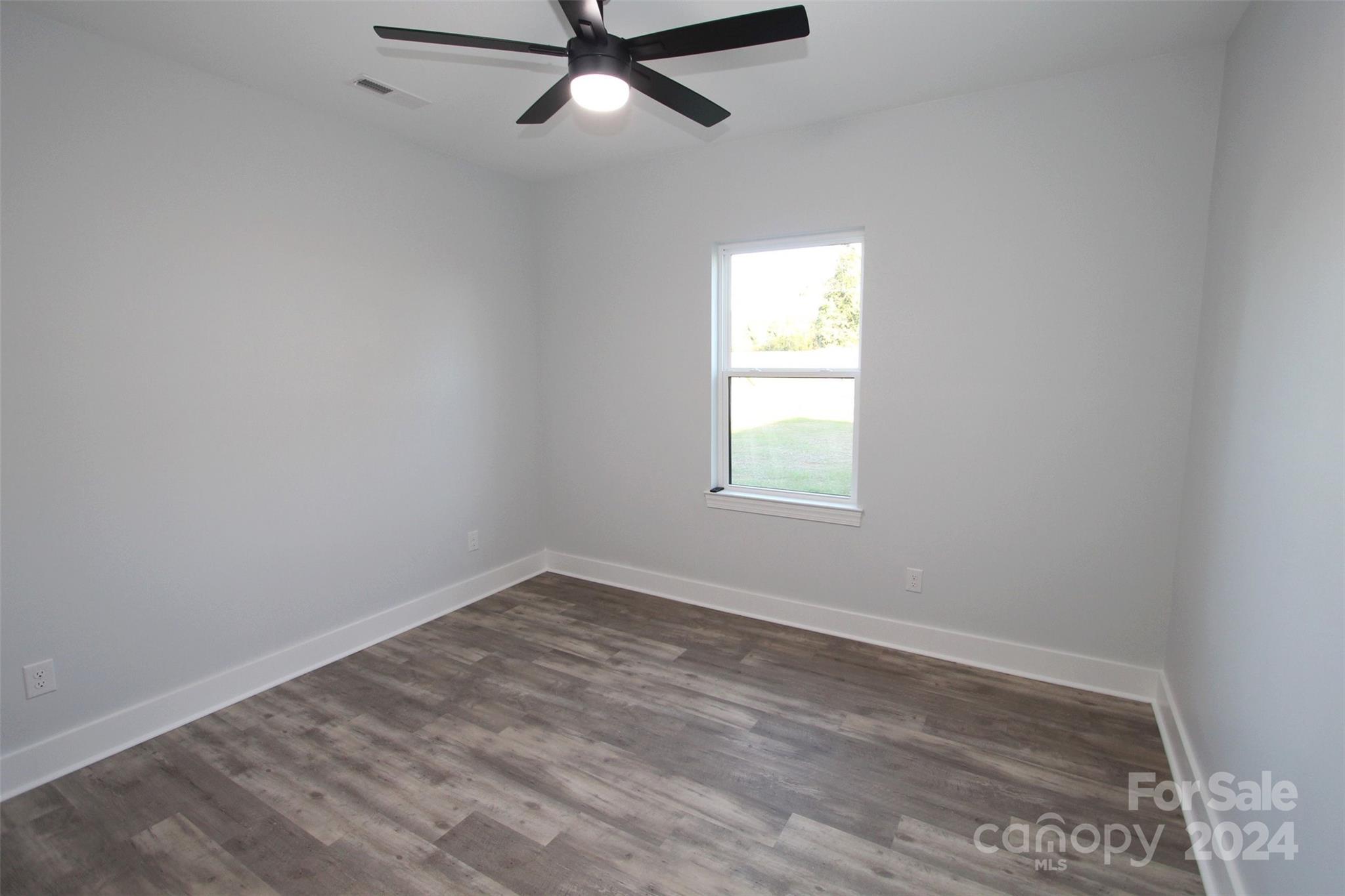 9605 Hwy 52 None 4 Property Photo 26