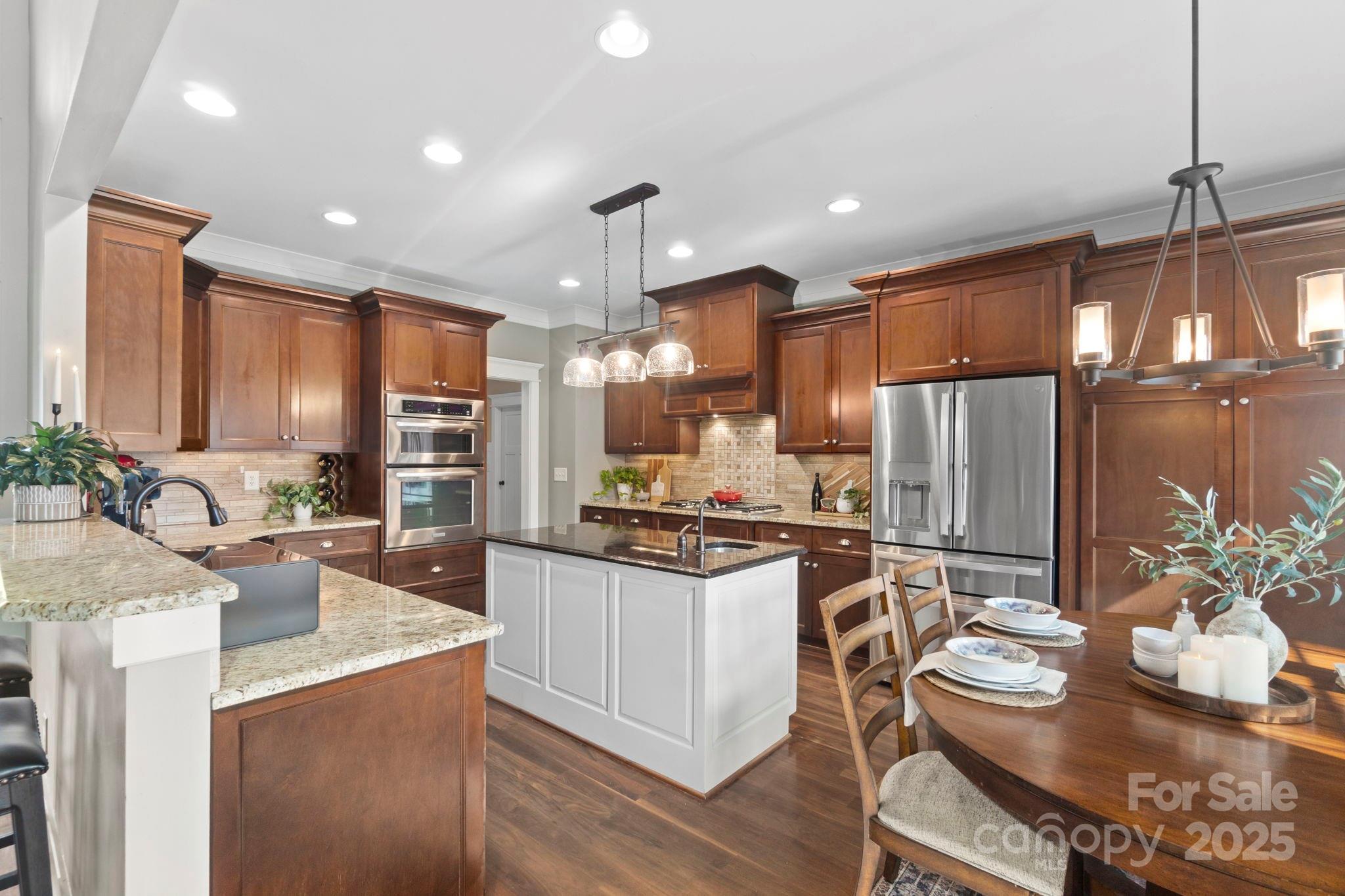 2012 Tomshire Drive Property Photo 33