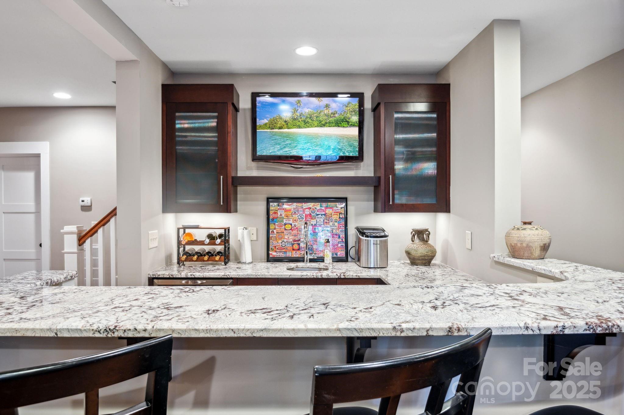 2012 Tomshire Drive Property Photo 37