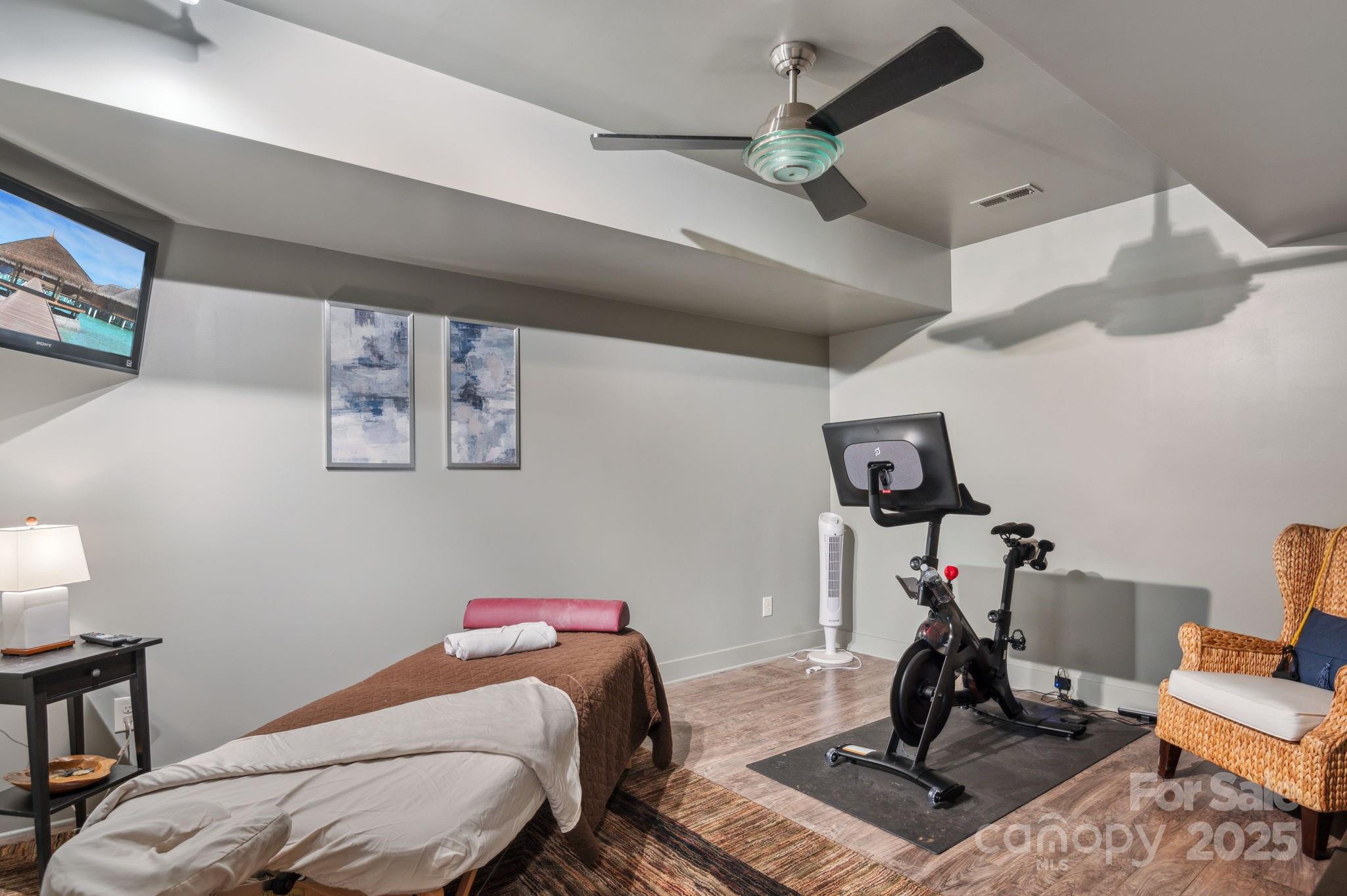 2012 Tomshire Drive Property Photo 43