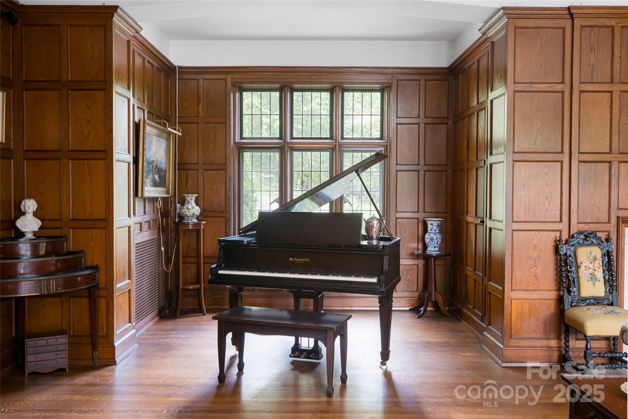 436 Vanderbilt Road Property Photo 8