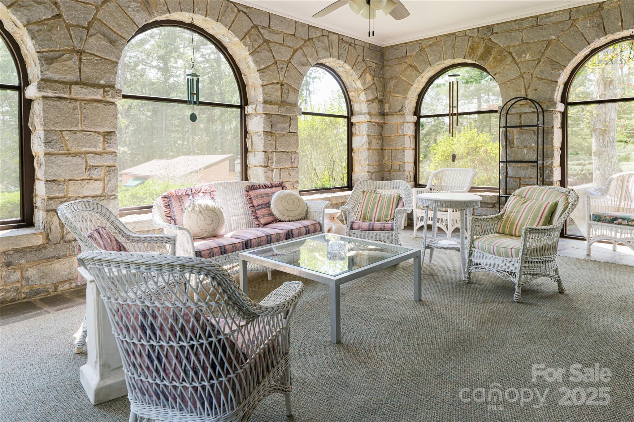436 Vanderbilt Road Property Photo 19