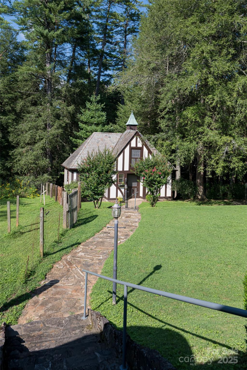 436 Vanderbilt Road Property Photo 31