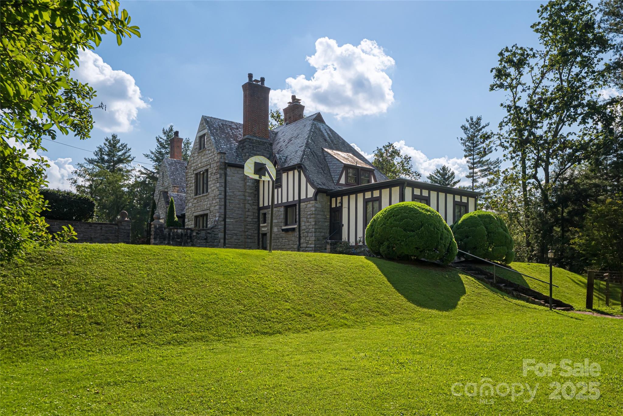436 Vanderbilt Road Property Photo 34