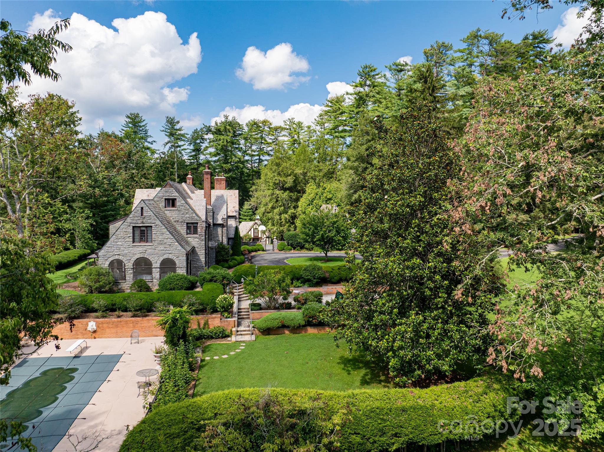 436 Vanderbilt Road Property Photo 37