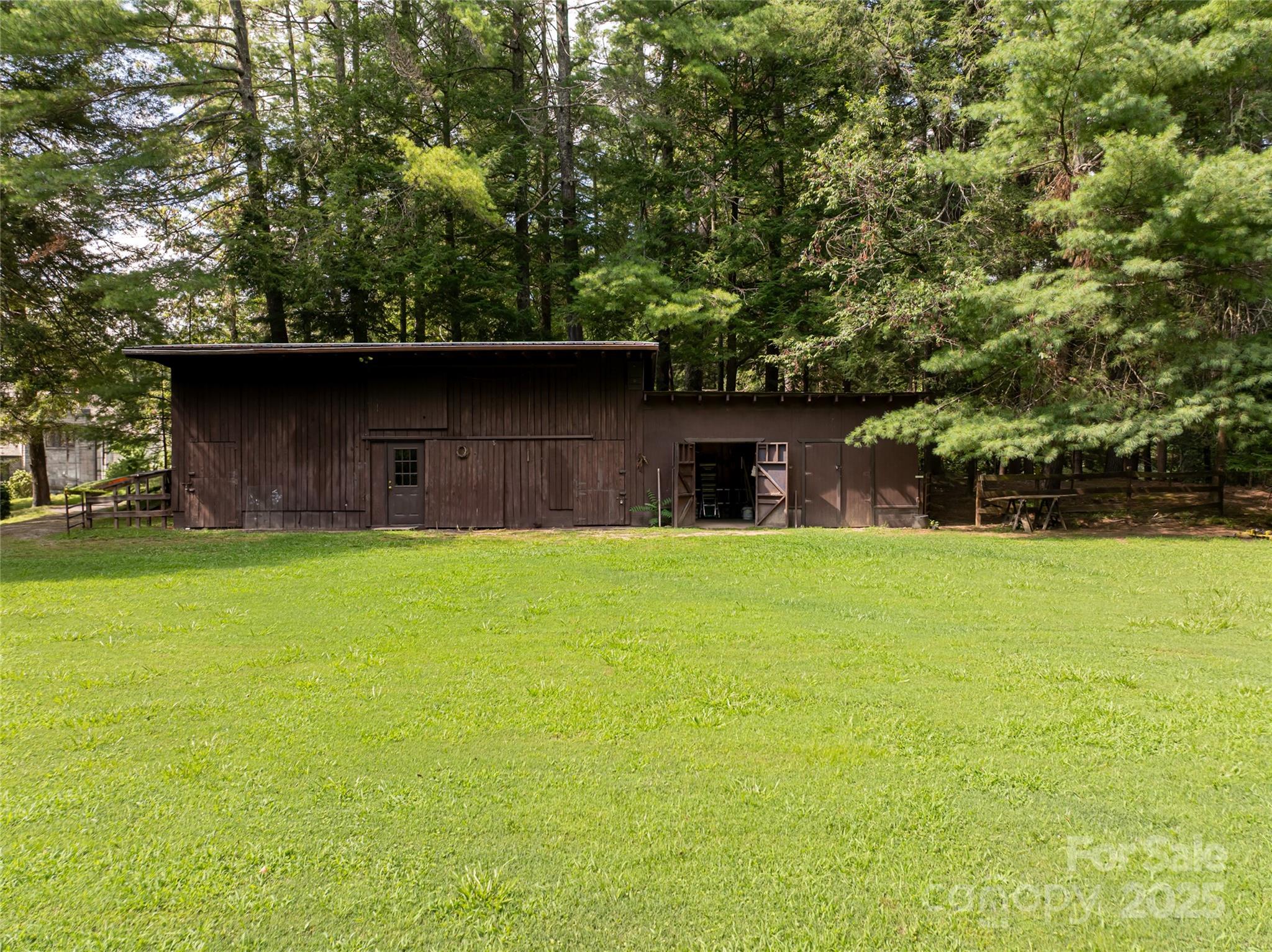 436 Vanderbilt Road Property Photo 42