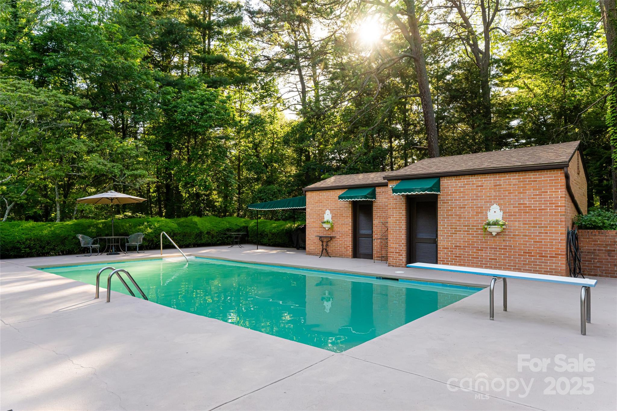 436 Vanderbilt Road Property Photo 45