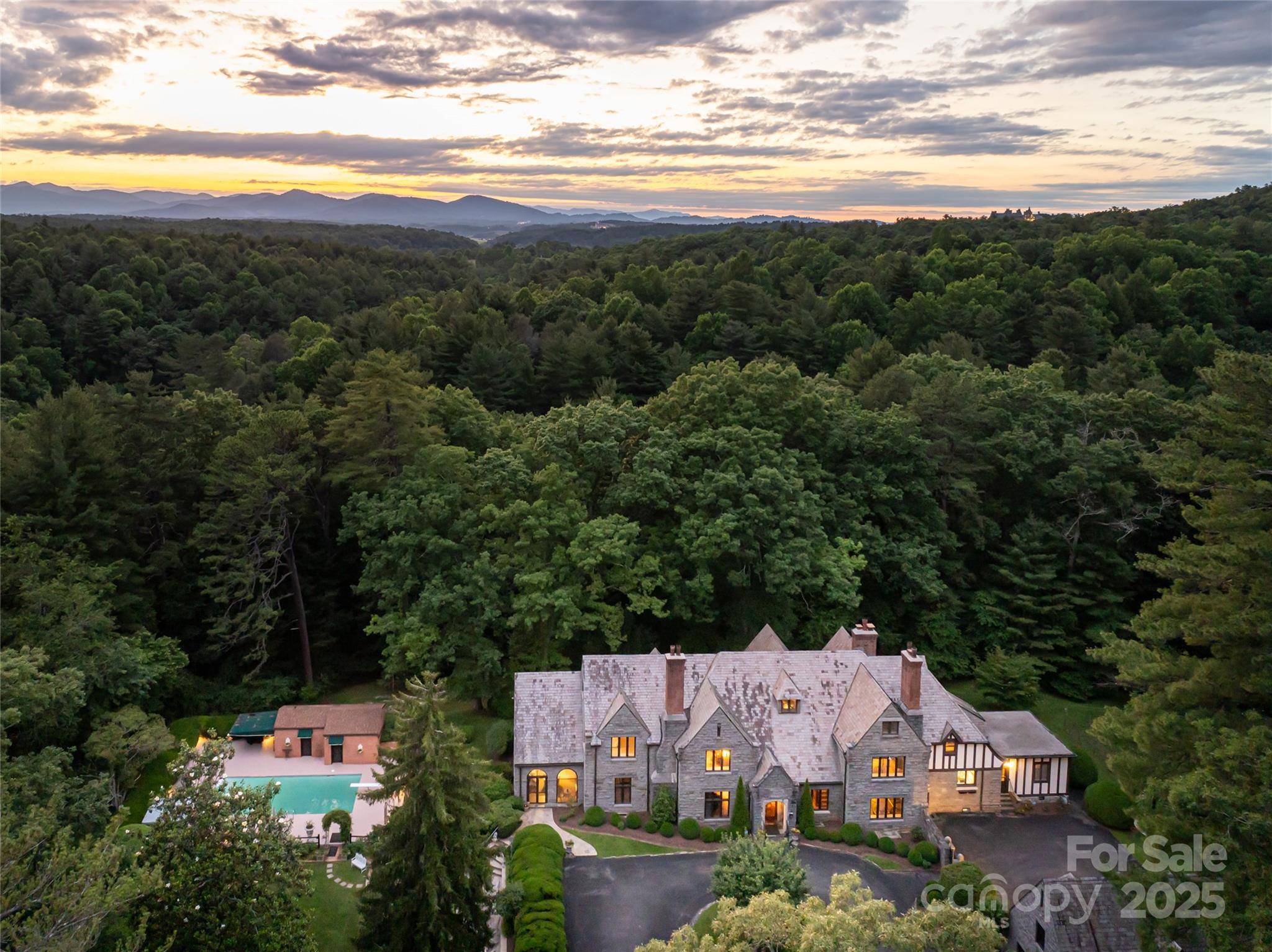 436 Vanderbilt Road Property Photo 47