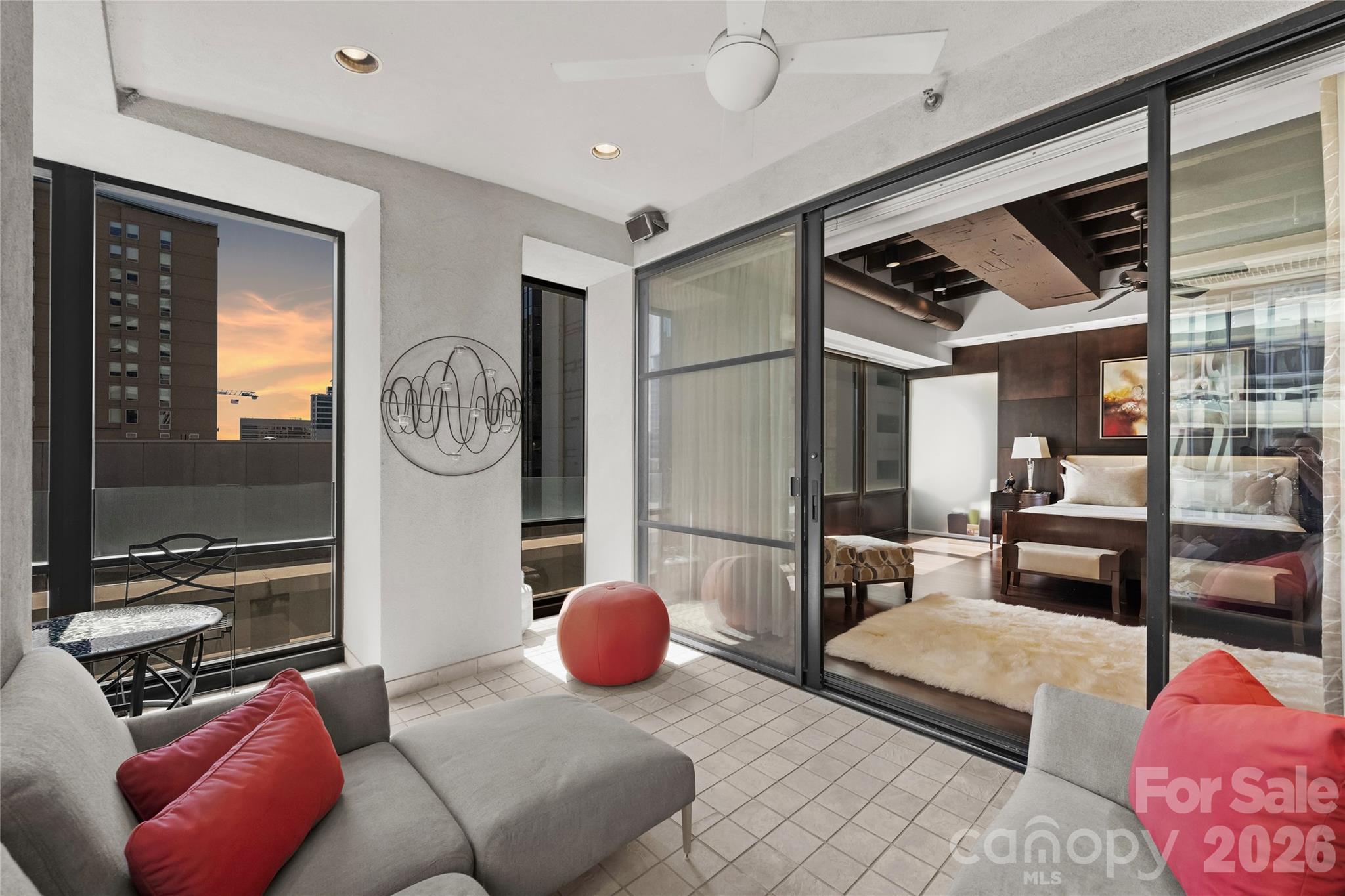 139 S Tryon Street 6 Property Photo 28